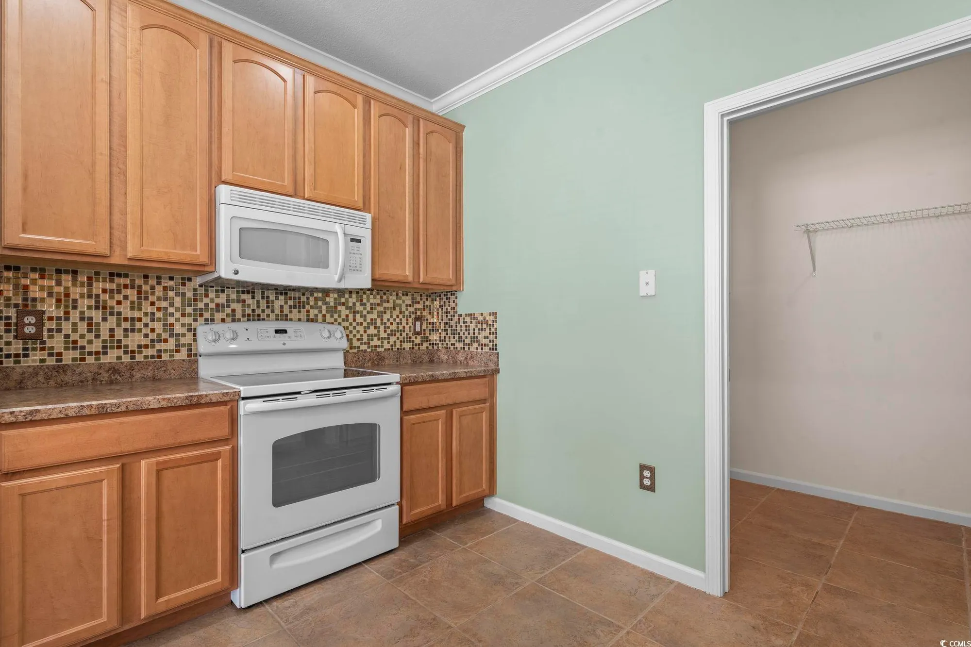 Property Slideshow image 6 of 37 | 237 moonglow cir 102, Murrells Inlet, SC, 29576