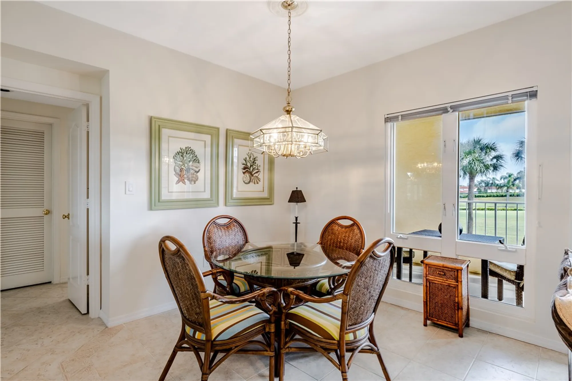 Property Slideshow image 6 of 31 | 5060 harmony cir 204, Vero Beach, FL, 32967