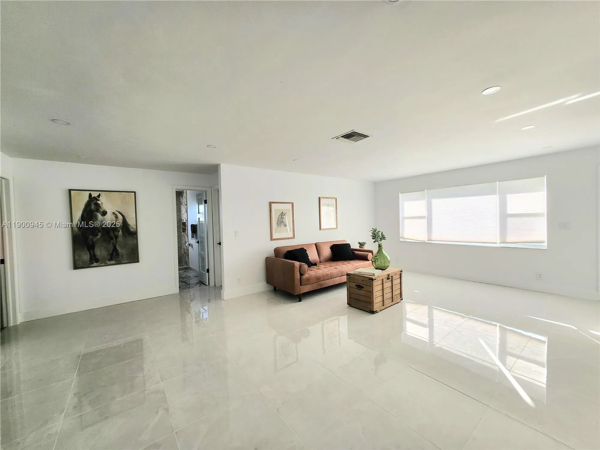 Property Slideshow image 2 of 39 | 1254 nw 82nd ave, Plantation, FL, 33322