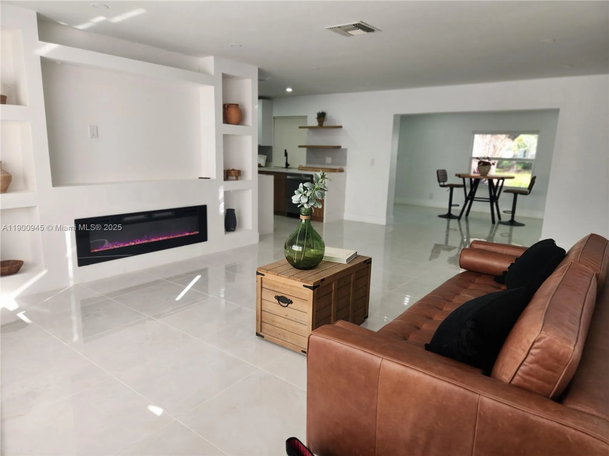 Property Slideshow image 3 of 39 | 1254 nw 82nd ave, Plantation, FL, 33322