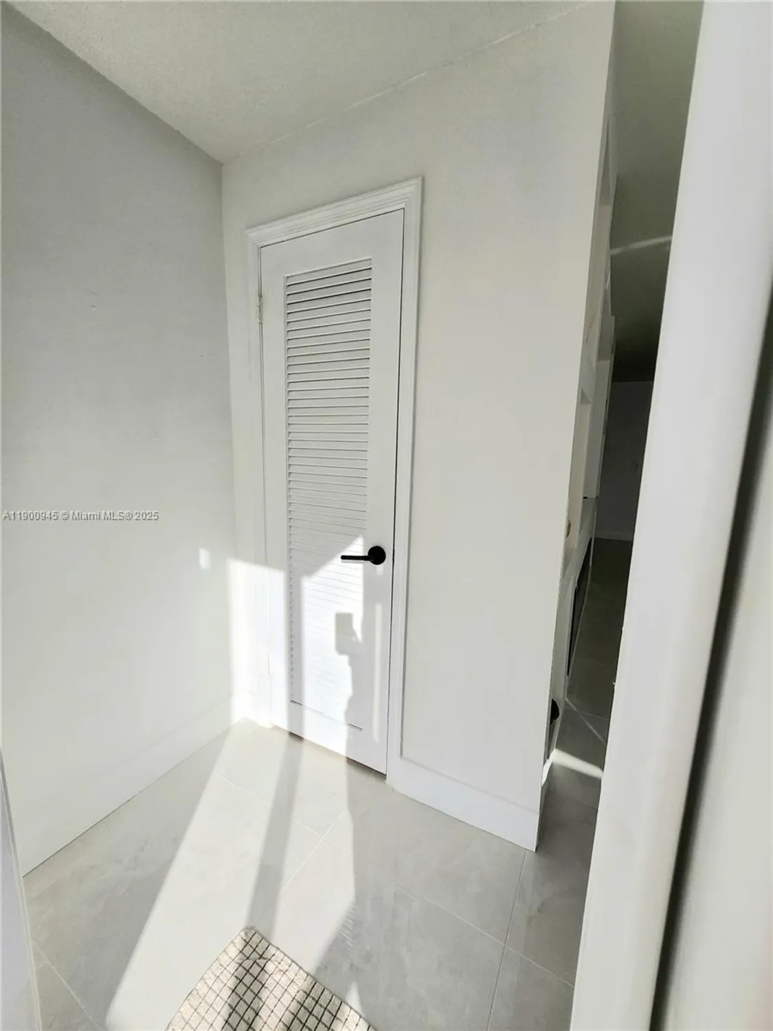 Property Slideshow image 31 of 39 | 1254 nw 82nd ave, Plantation, FL, 33322