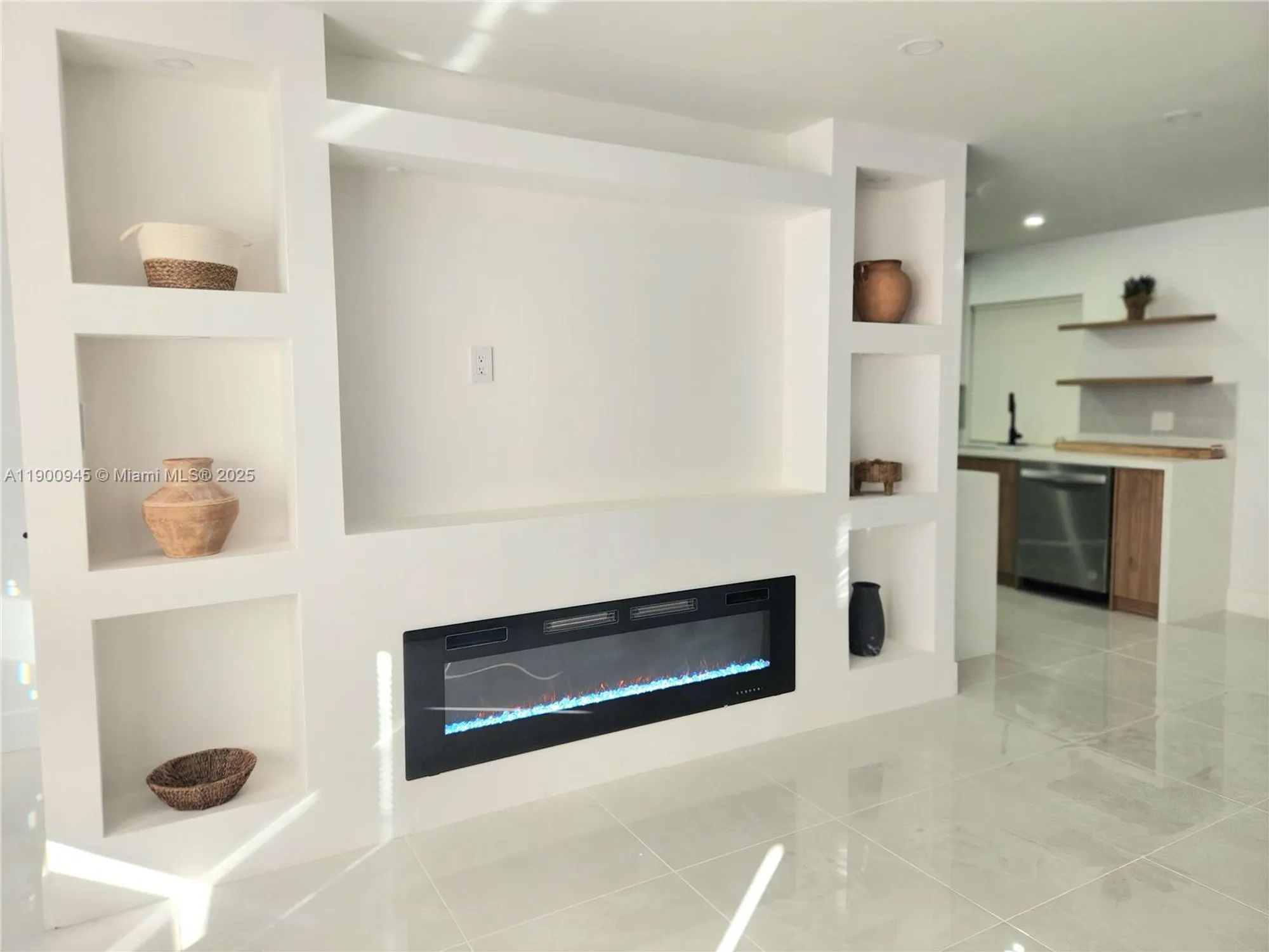 Property Slideshow image 5 of 39 | 1254 nw 82nd ave, Plantation, FL, 33322