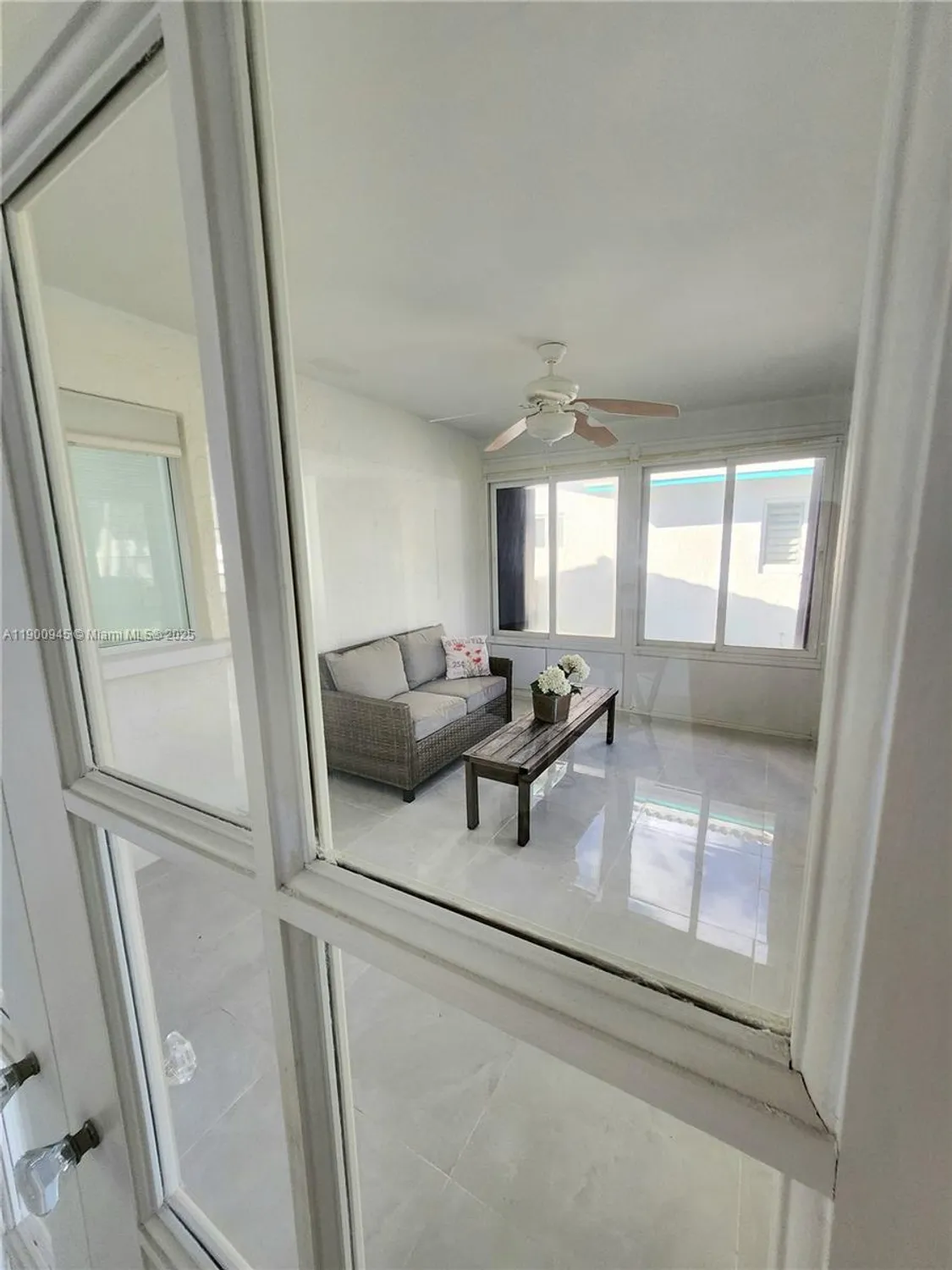 Property Slideshow image 9 of 39 | 1254 nw 82nd ave, Plantation, FL, 33322