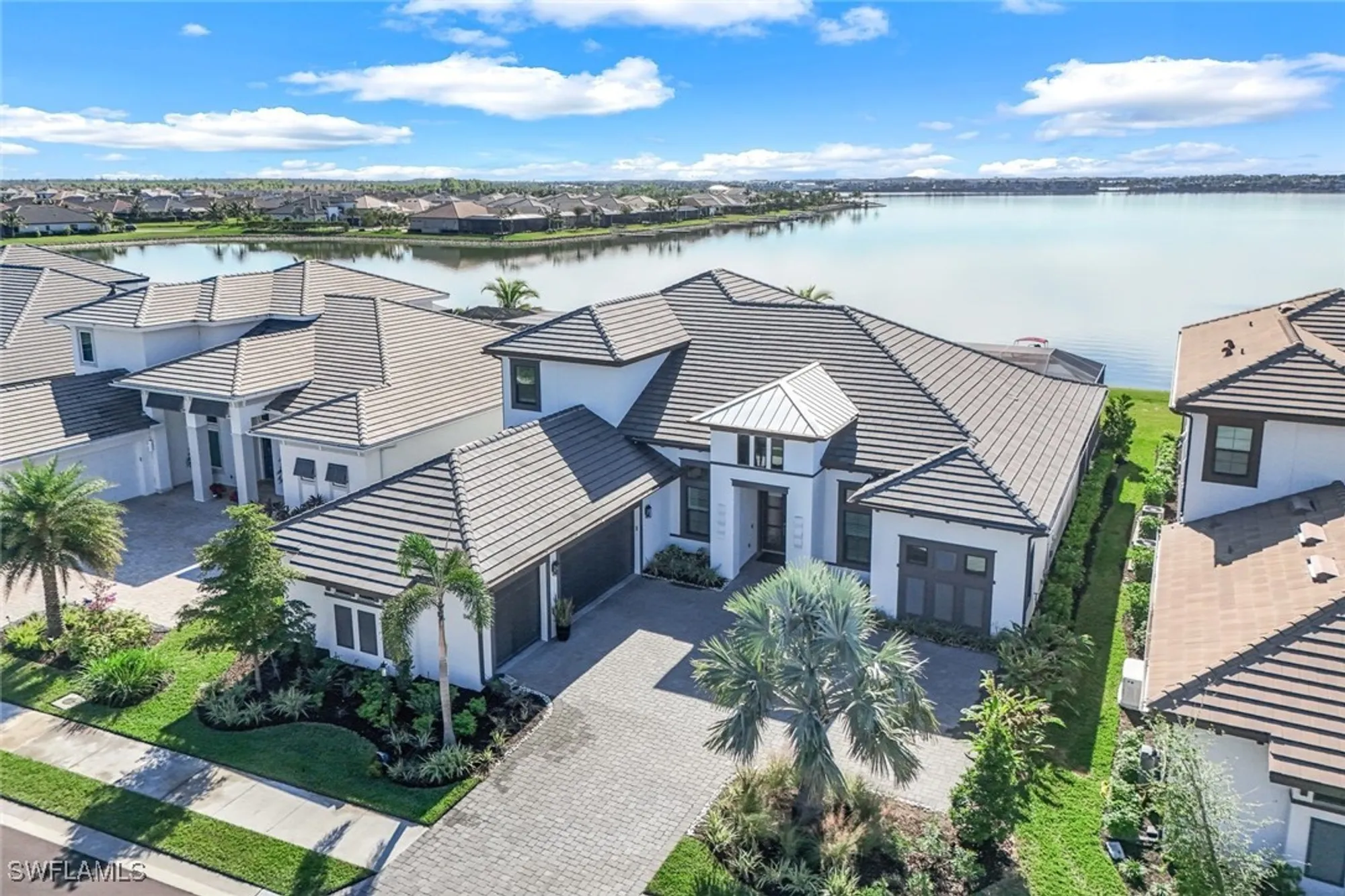 Property Slideshow image 1 of 50 | 11401 venetian lagoon dr, Fort Myers, FL, 33913