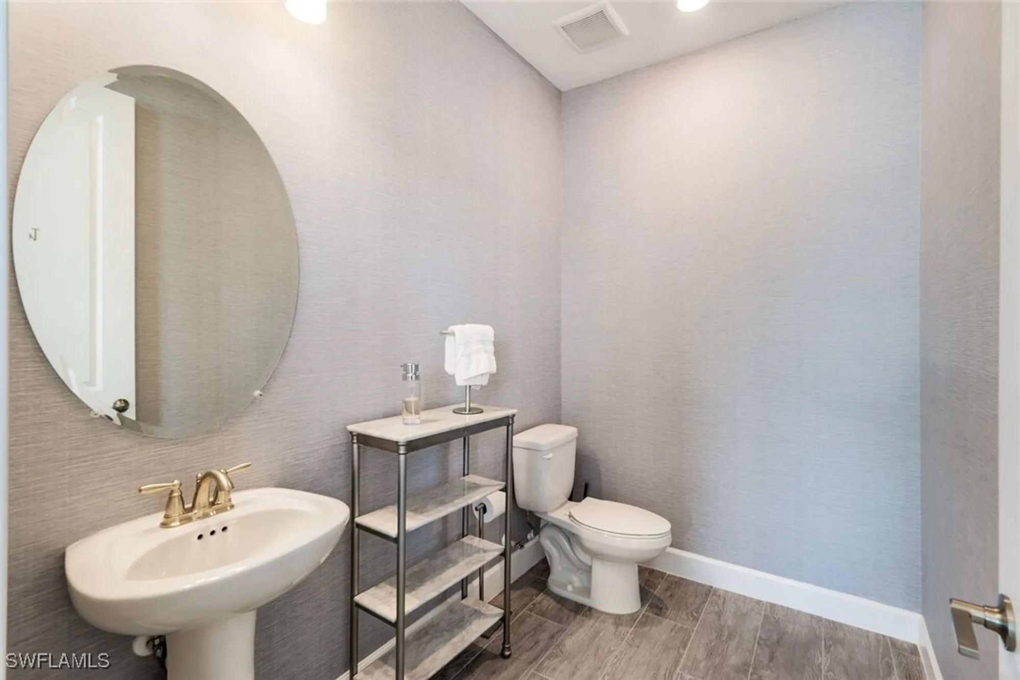 Property Slideshow image 26 of 50 | 11401 venetian lagoon dr, Fort Myers, FL, 33913