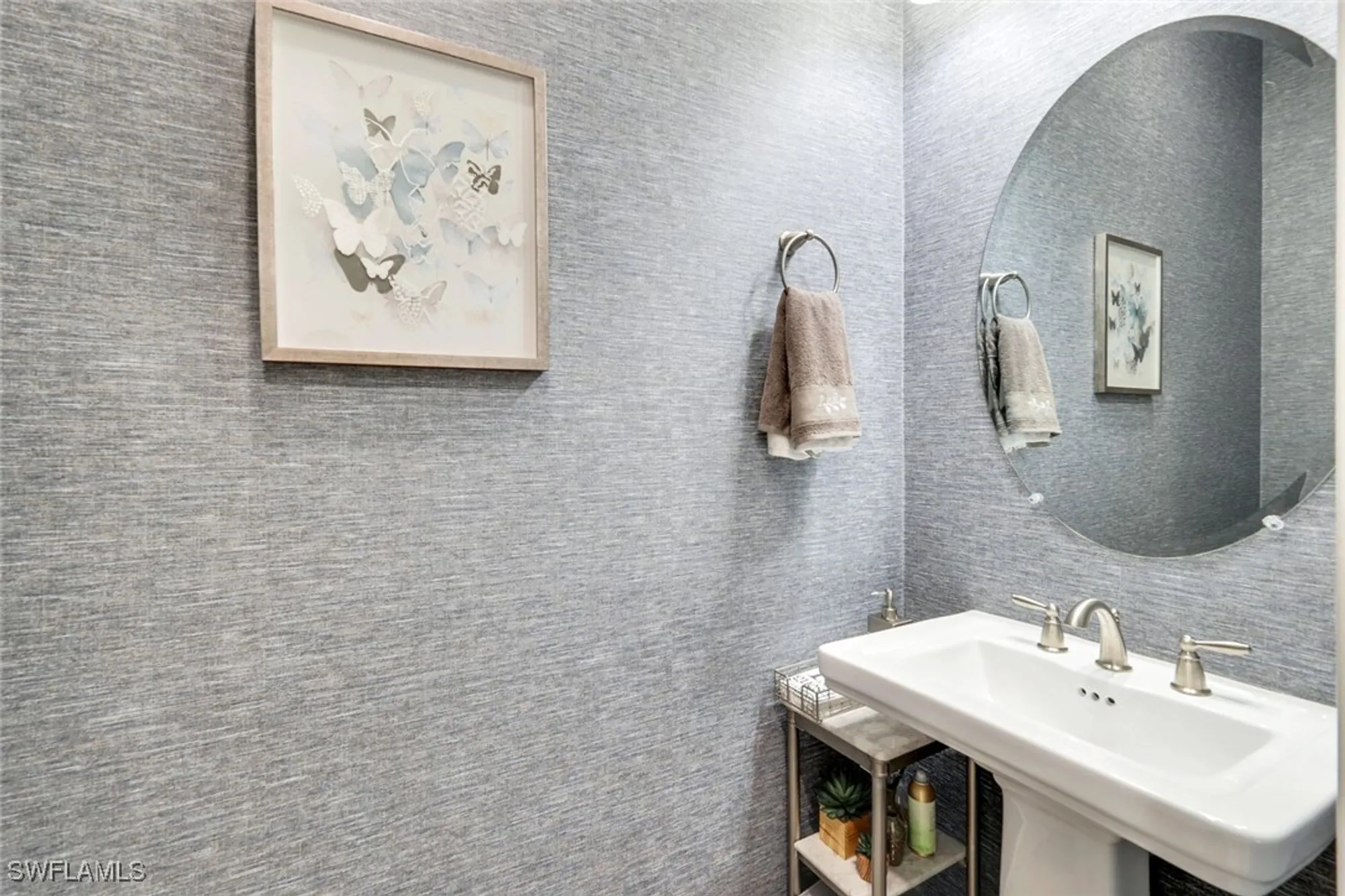Property Slideshow image 23 of 50 | 11401 venetian lagoon dr, Fort Myers, FL, 33913