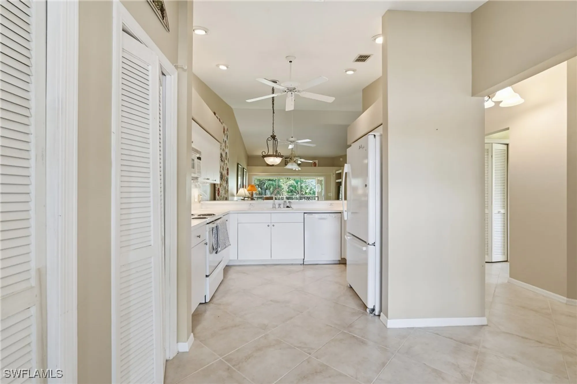 Property Slideshow image 15 of 20 | 8055 tiger cv 608, Naples, FL, 34113