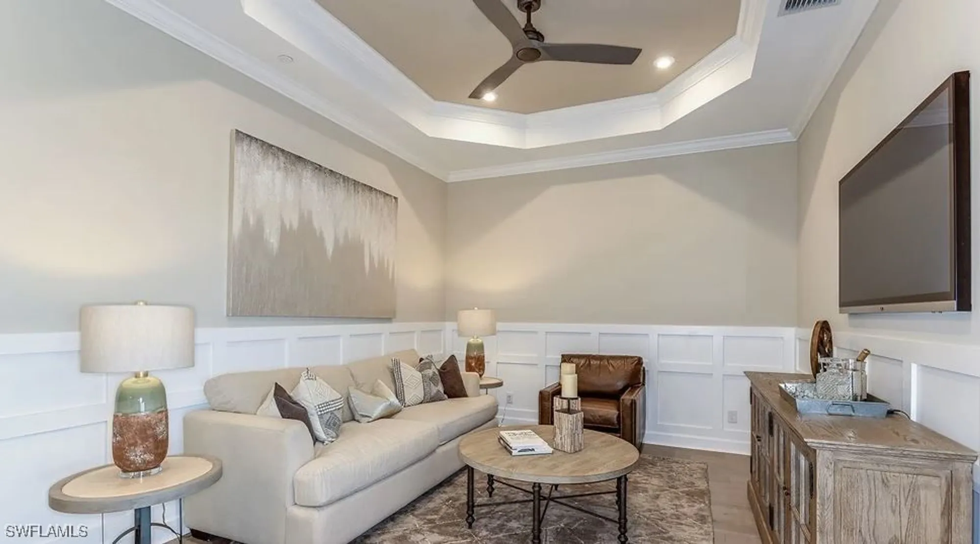 Property Slideshow image 14 of 27 | 15319 lucerna st unit 202, Naples, FL, 34114