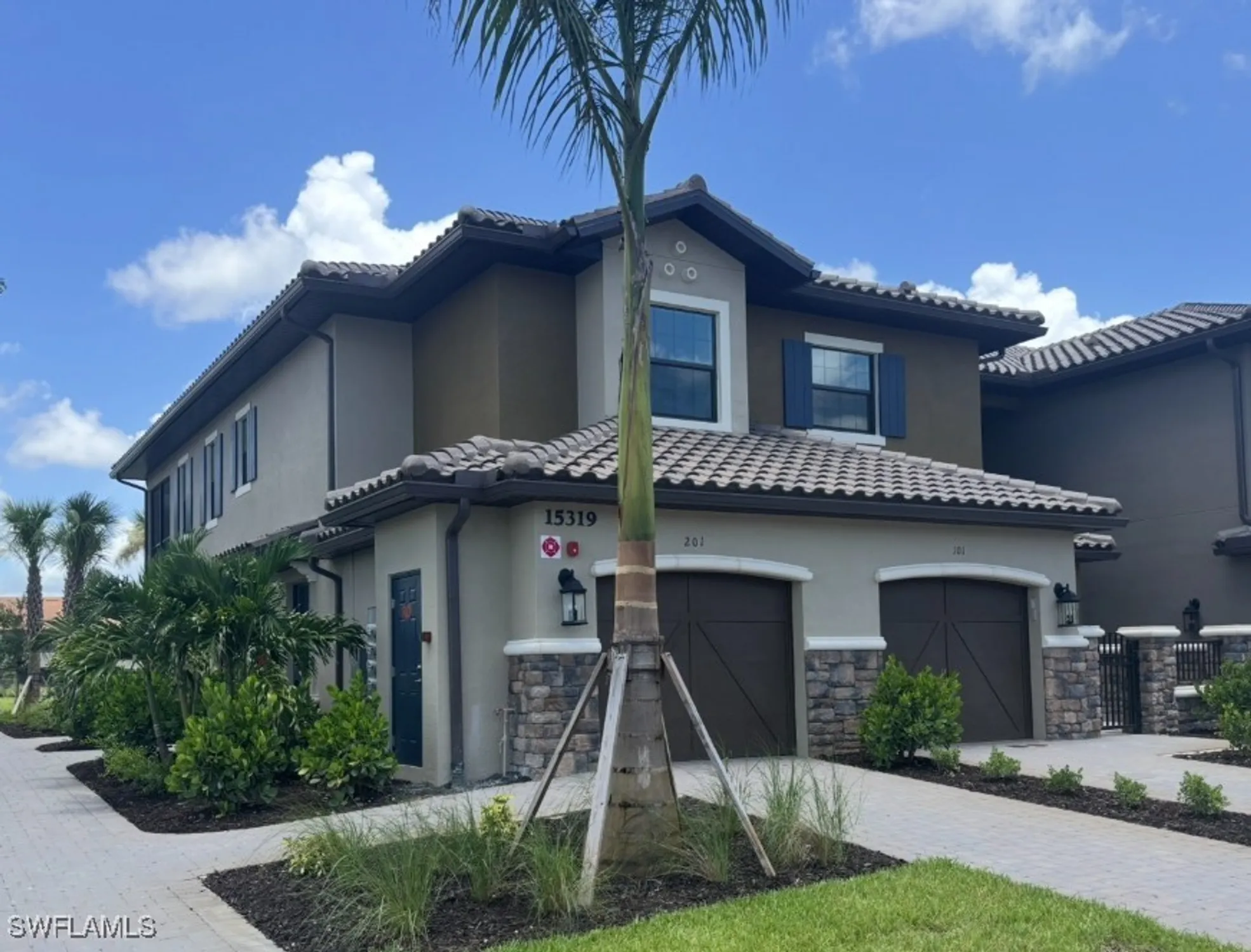 Property Slideshow image 1 of 27 | 15319 lucerna st unit 202, Naples, FL, 34114