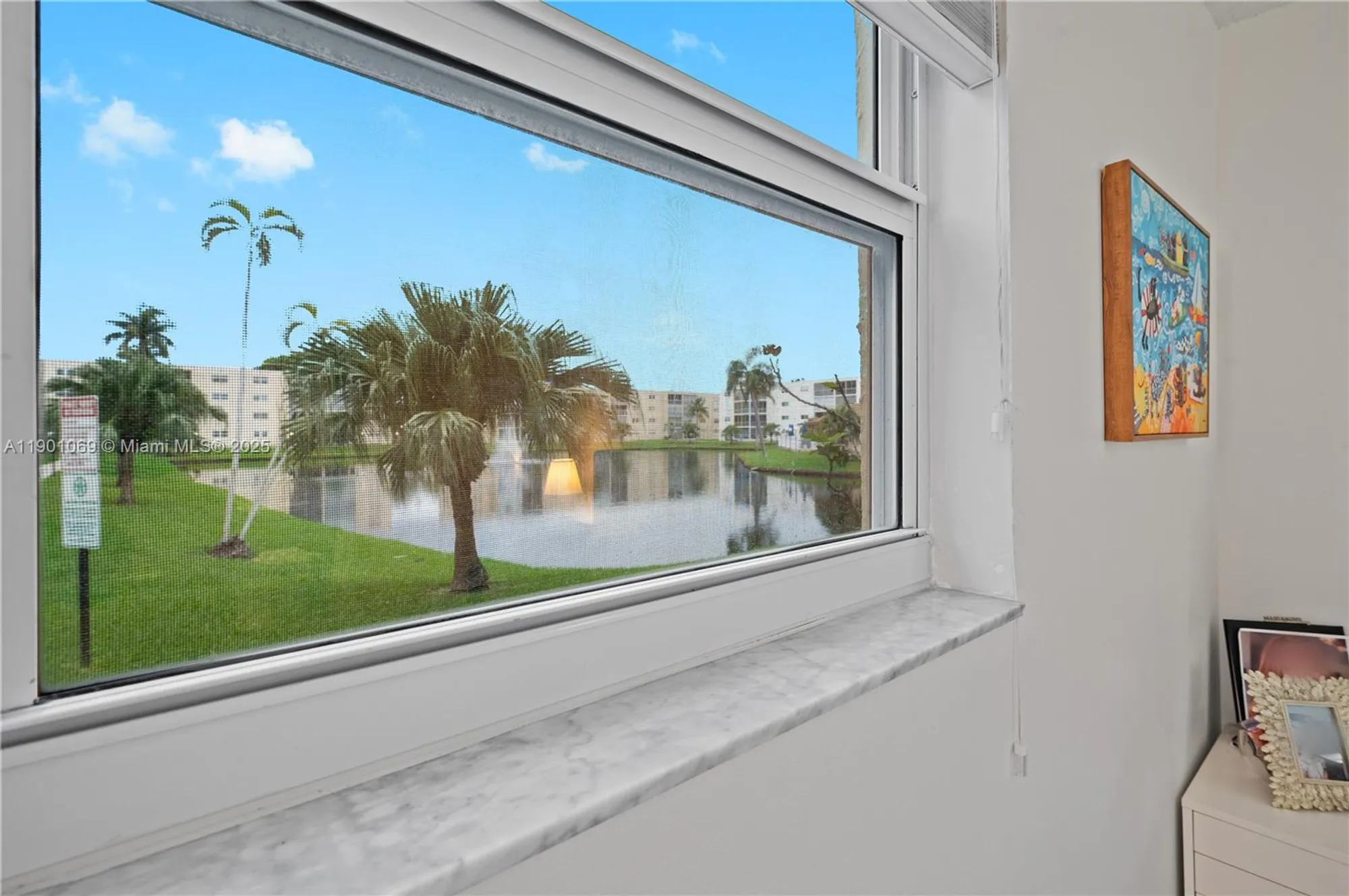 Property Slideshow image 15 of 28 | 424 se 10th st 104, Dania Beach, FL, 33004