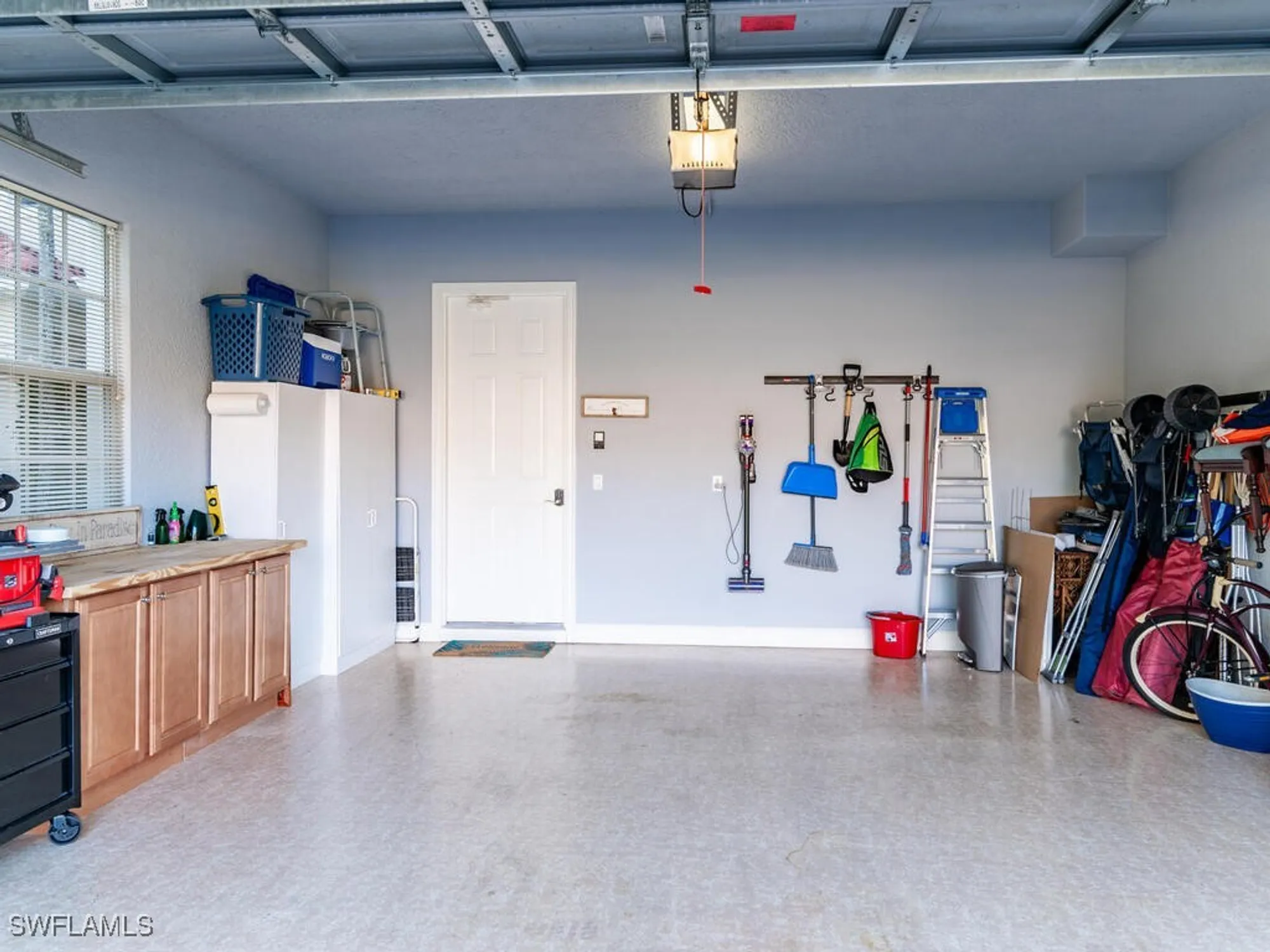 Property Slideshow image 22 of 39 | 7873 hawthorne dr unit 202, Naples, FL, 34113