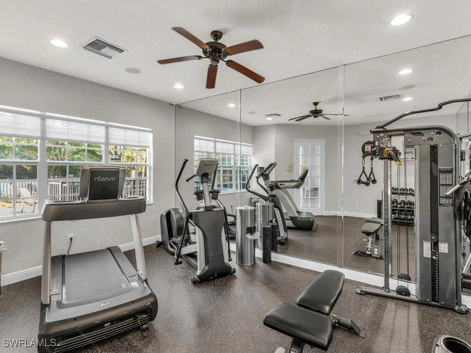 Property Slideshow image 33 of 39 | 7873 hawthorne dr unit 202, Naples, FL, 34113