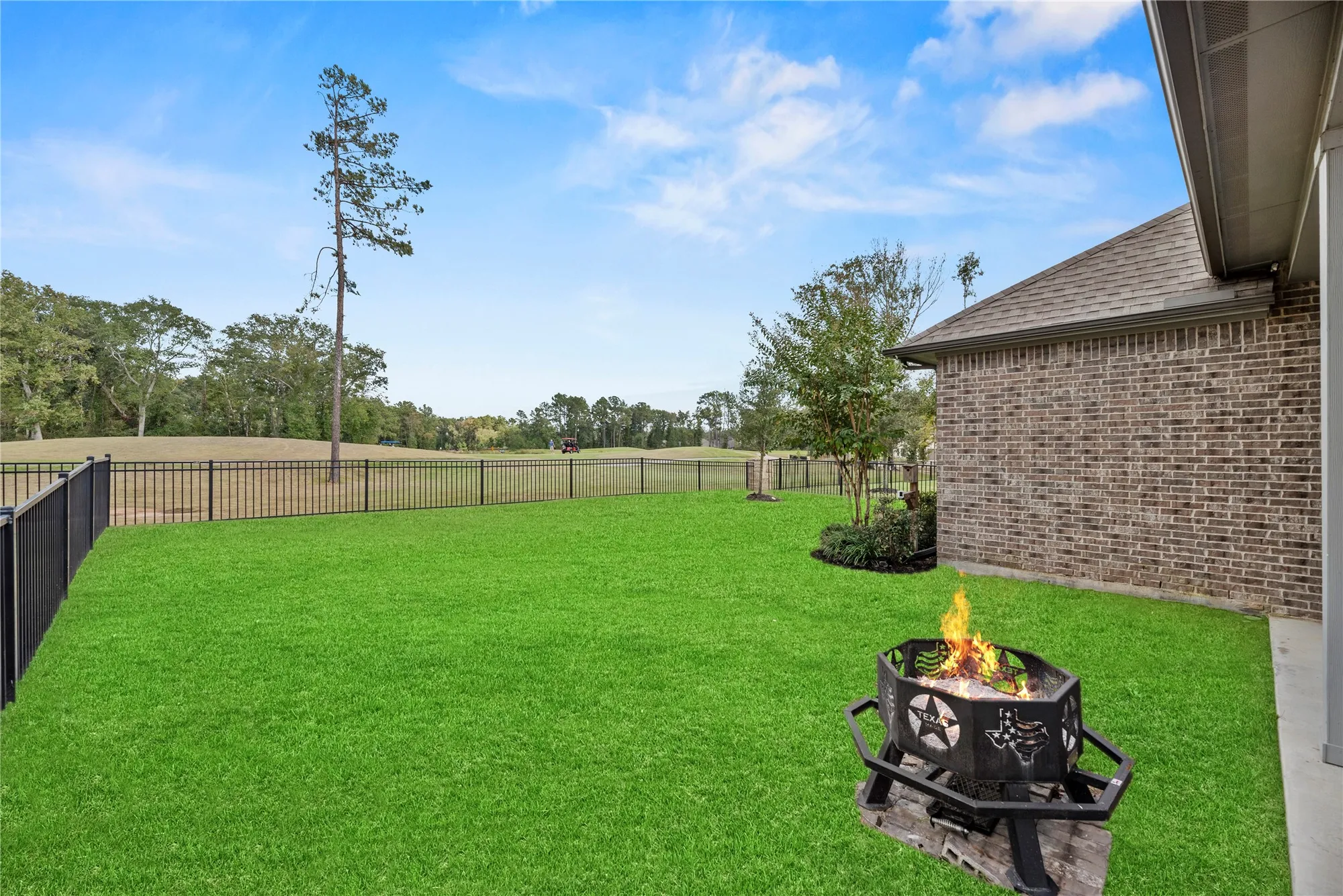 Property Slideshow image 14 of 45 | 7543 congress trail way, Porter, TX, 77365