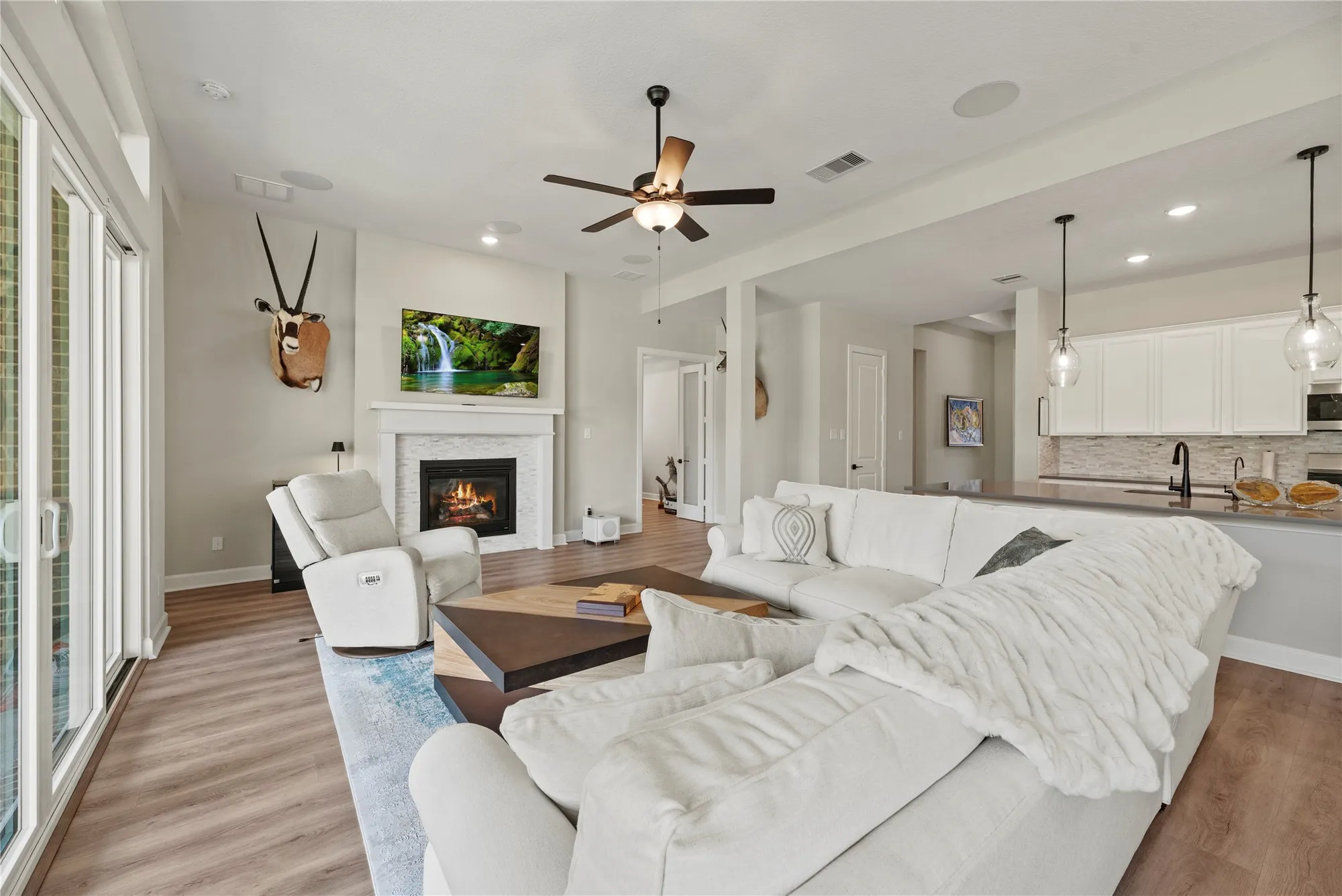 Property Slideshow image 11 of 45 | 7543 congress trail way, Porter, TX, 77365