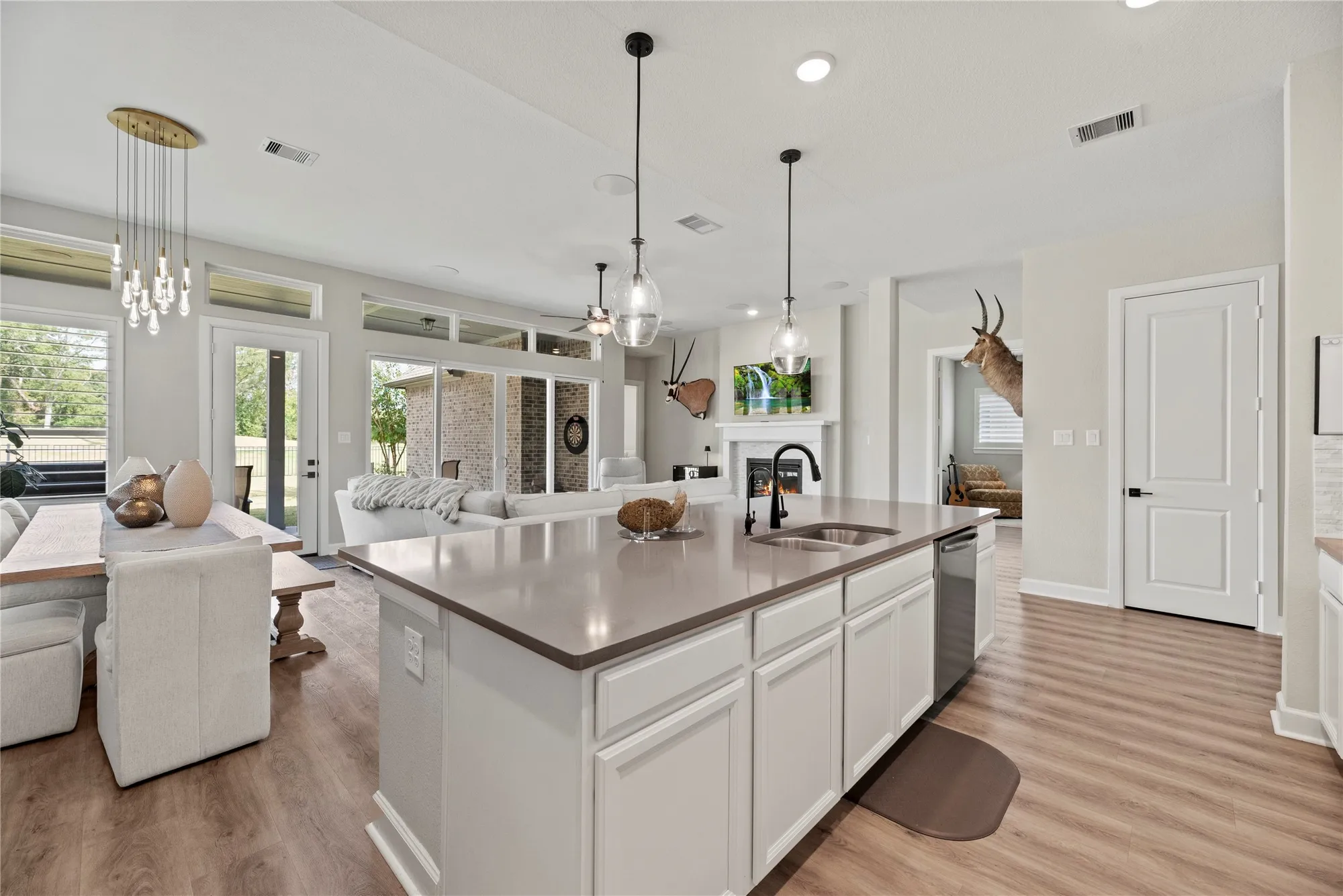 Property Slideshow image 8 of 45 | 7543 congress trail way, Porter, TX, 77365