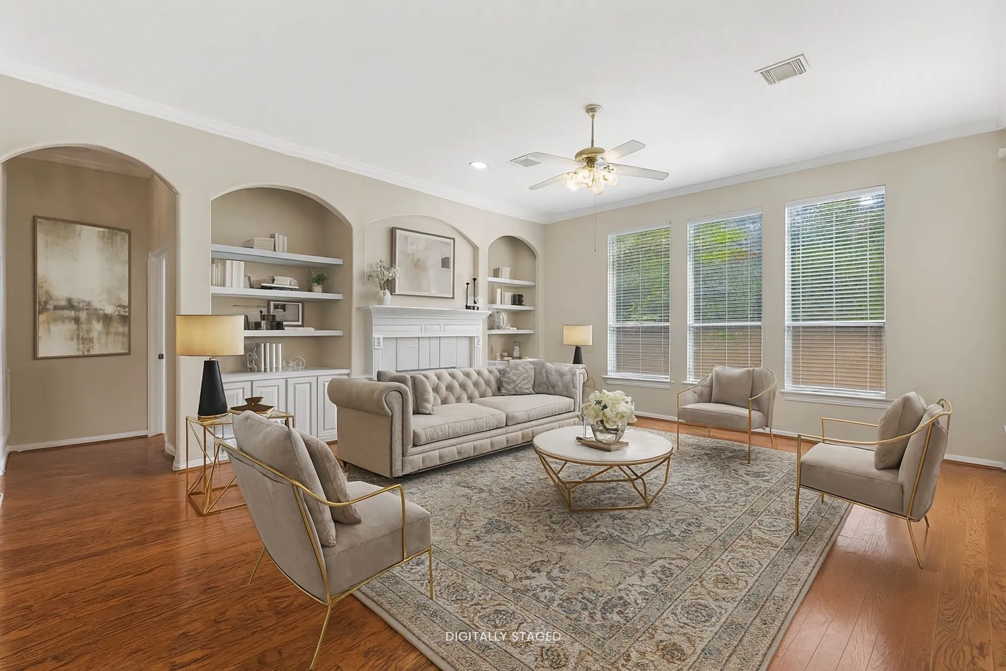 Property Slideshow image 12 of 31 | 83 robindale cir, Conroe, TX, 77384