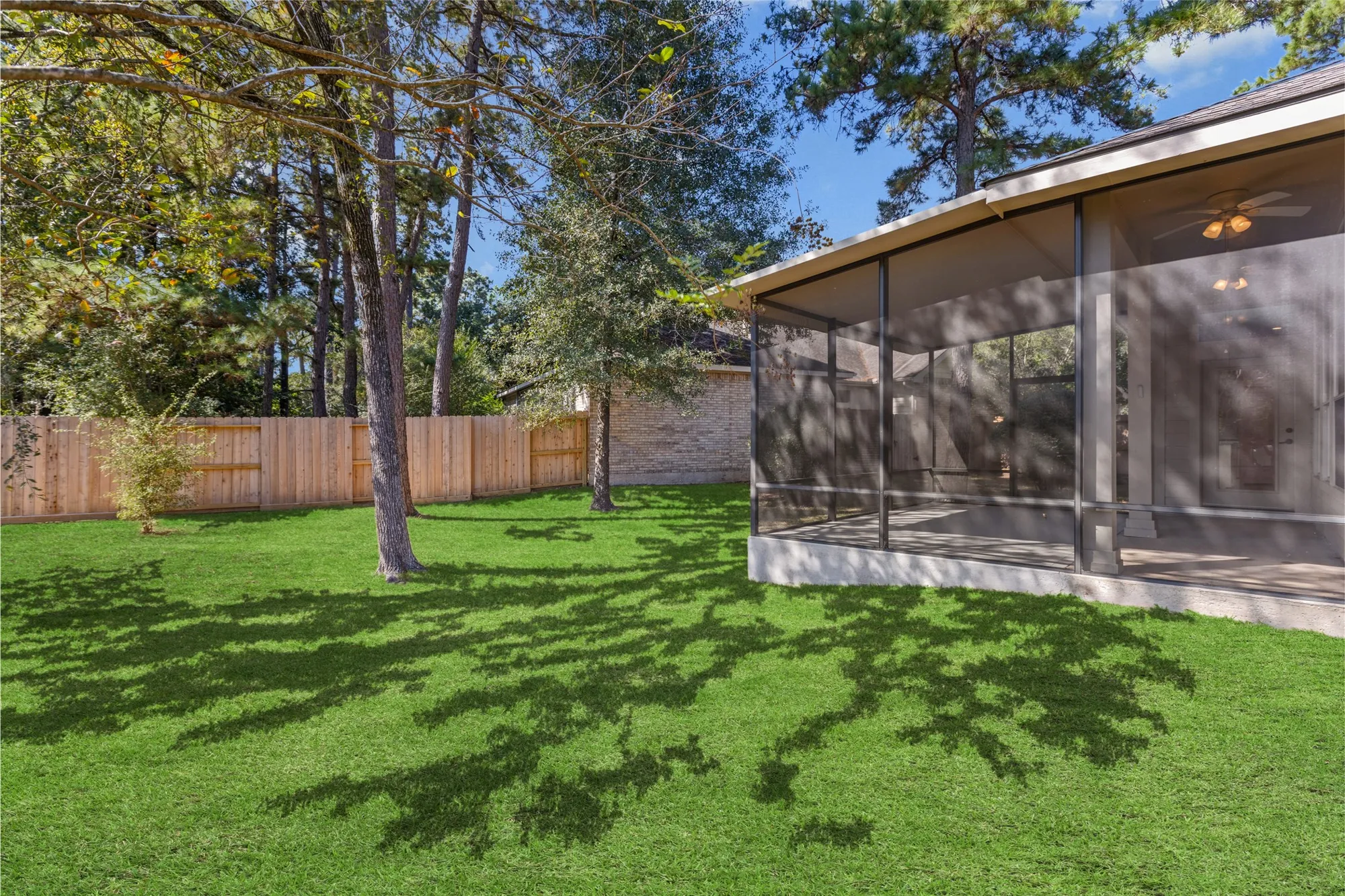 Property Slideshow image 30 of 31 | 83 robindale cir, Conroe, TX, 77384