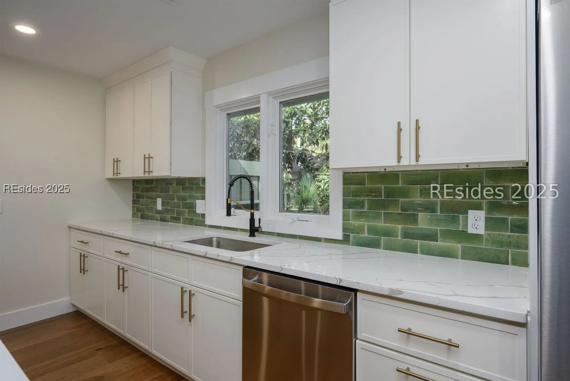 Property Slideshow image 16 of 36 | 7 whispering pines ct, Hilton Head Island, SC, 29926