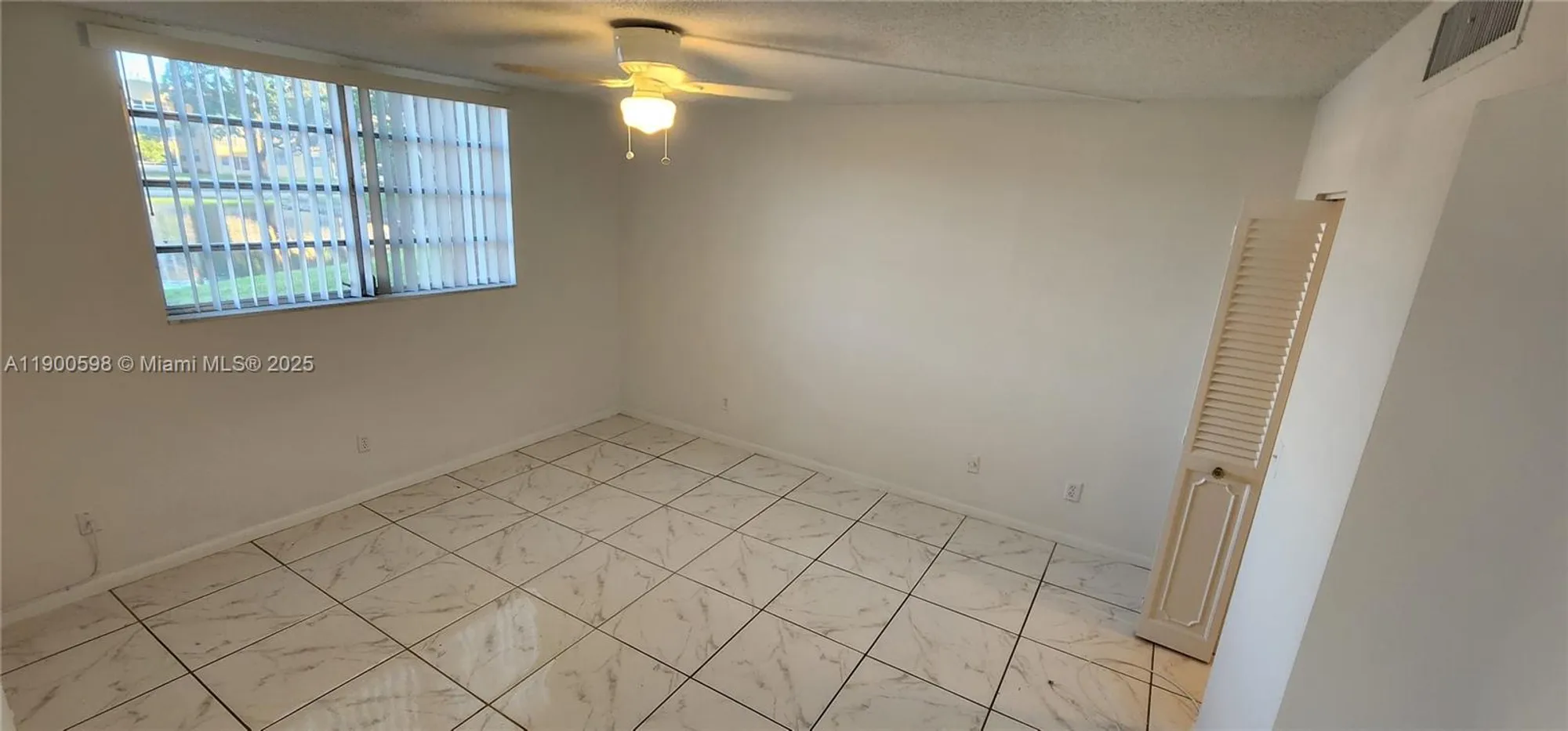 Property Slideshow image 18 of 26 | 5940 nw 64th ave 109, Tamarac, FL, 33319