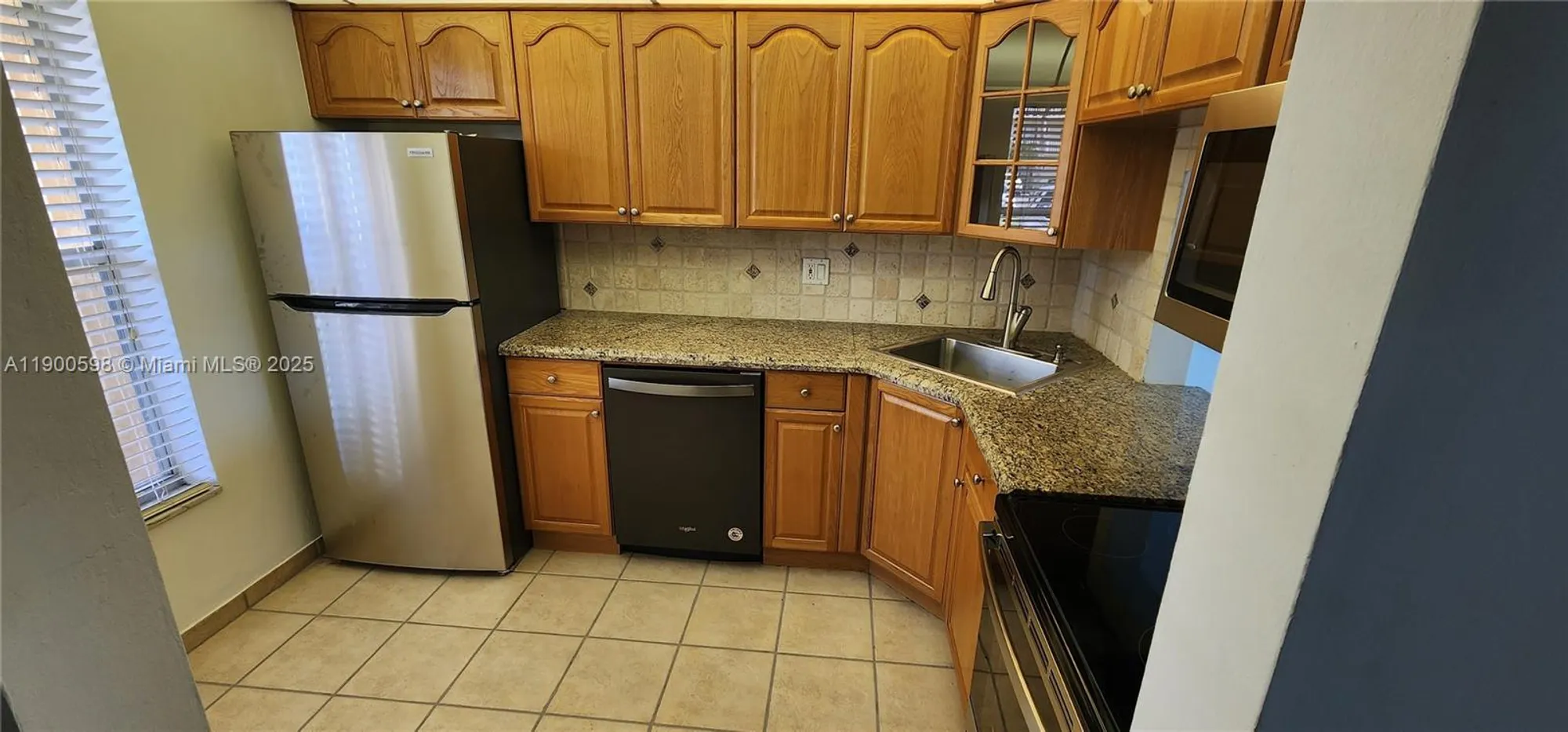 Property Slideshow image 23 of 26 | 5940 nw 64th ave 109, Tamarac, FL, 33319