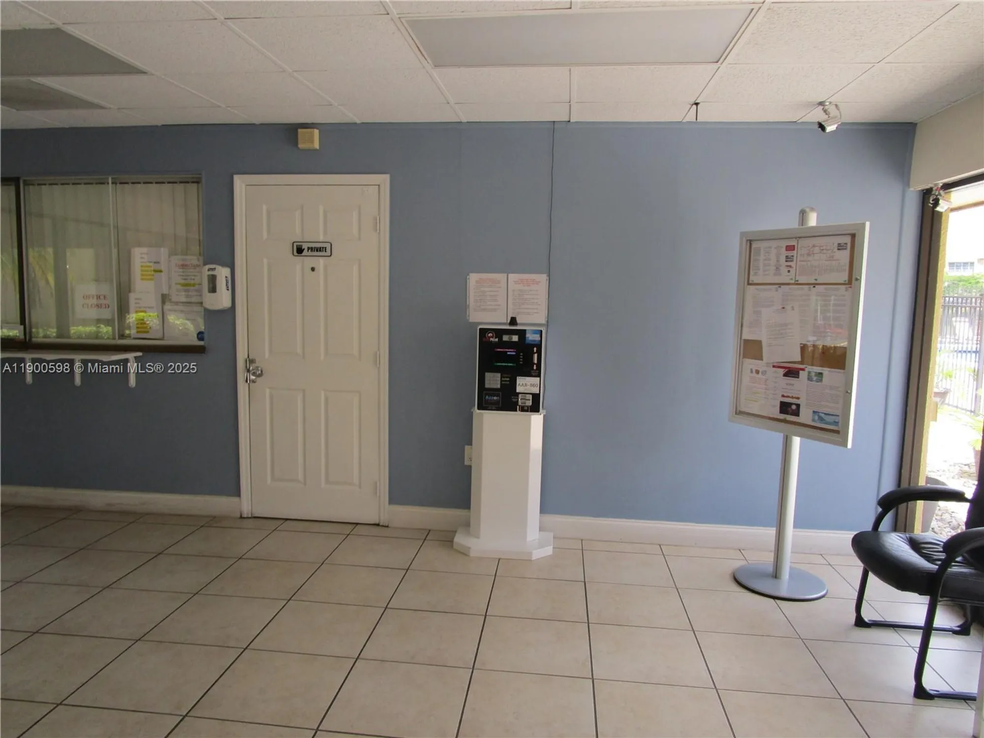 Property Slideshow image 9 of 26 | 5940 nw 64th ave 109, Tamarac, FL, 33319