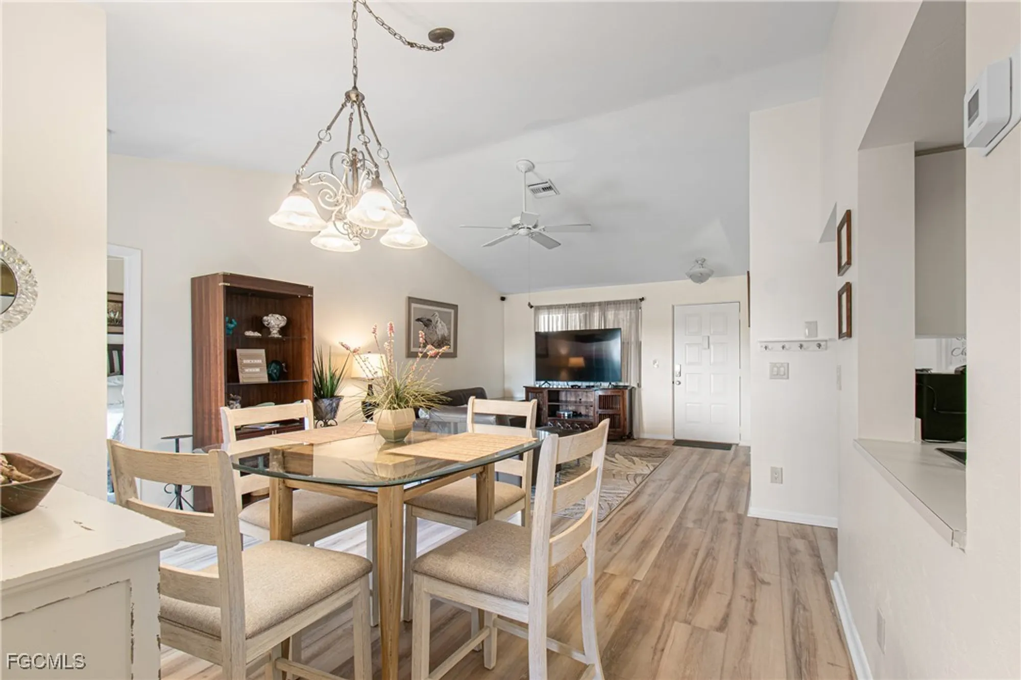 Property Slideshow image 13 of 42 | 13288 white marsh ln 3433, Fort Myers, FL, 33912