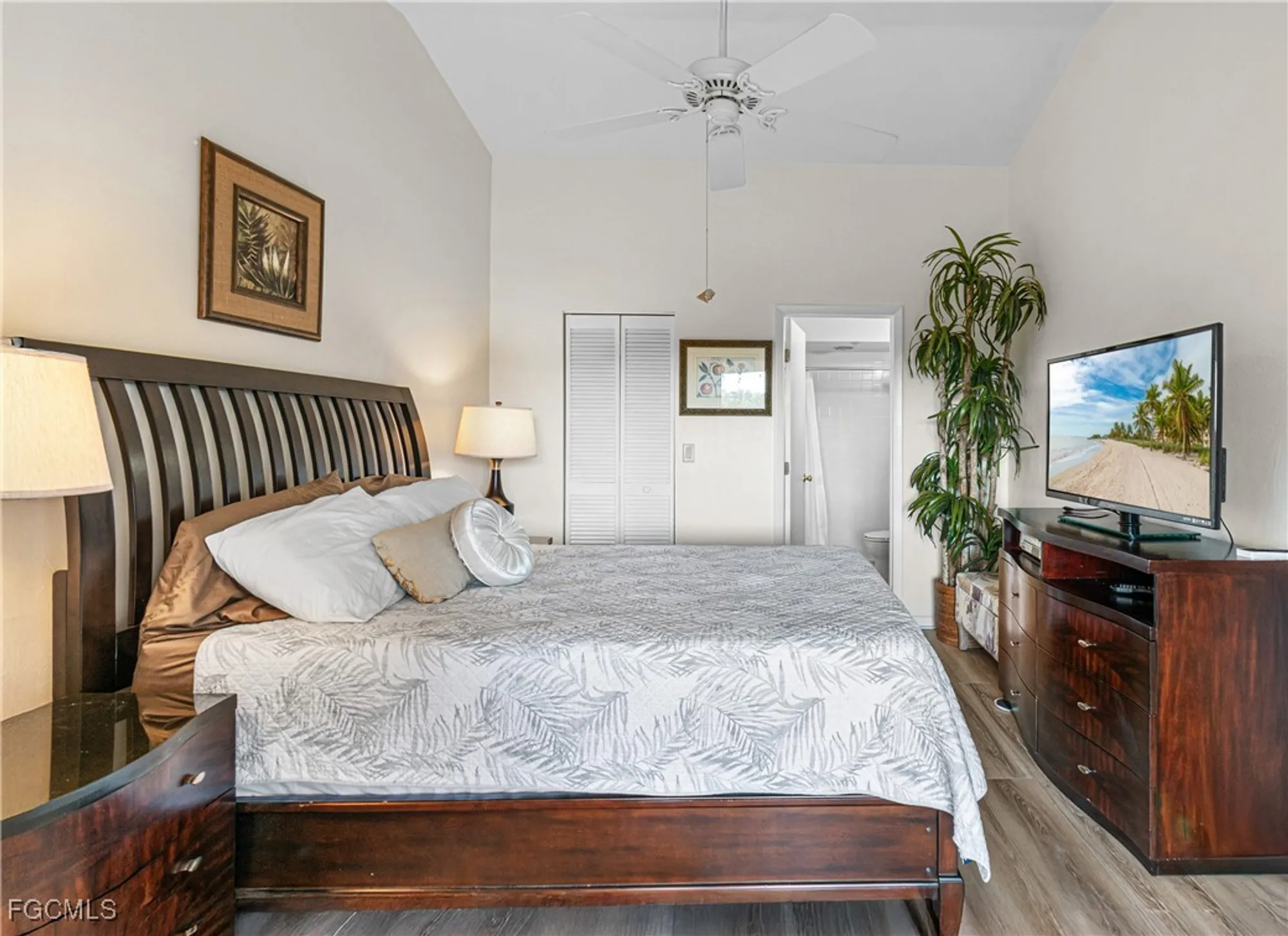 Property Slideshow image 21 of 42 | 13288 white marsh ln 3433, Fort Myers, FL, 33912