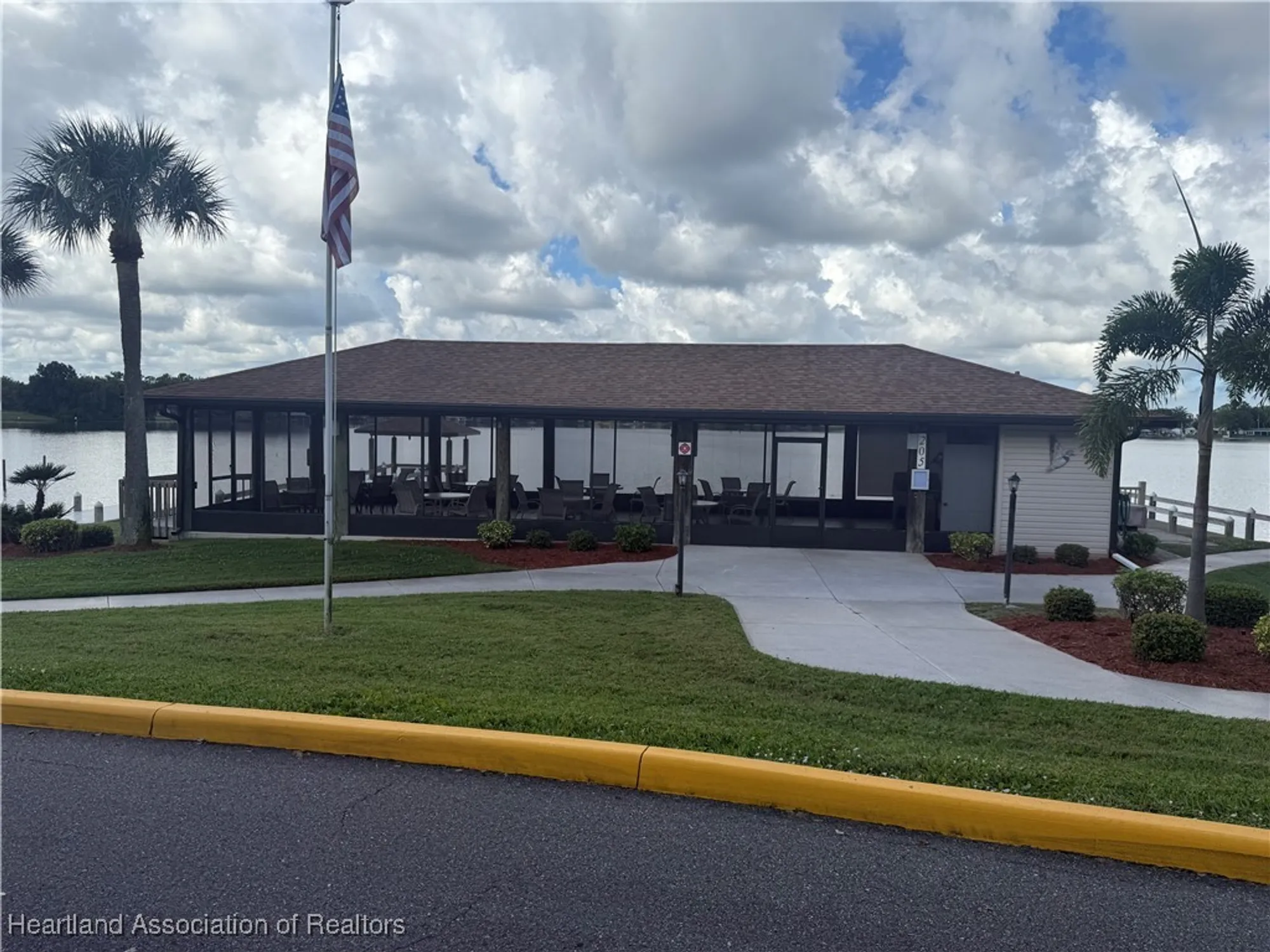 Property Slideshow image 15 of 18 | 115 tomoka blvd, Lake Placid, FL, 33852