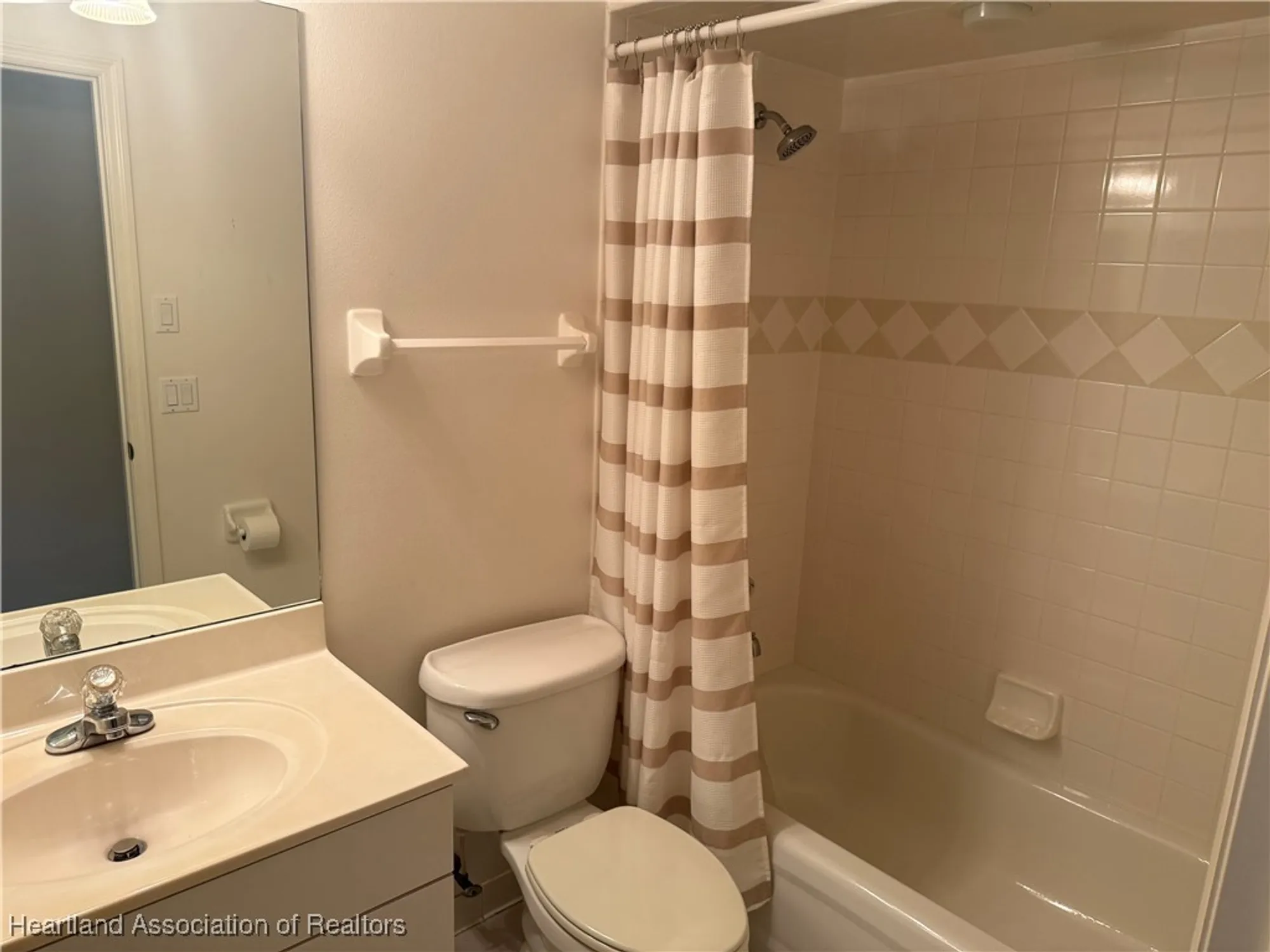 Property Slideshow image 10 of 18 | 115 tomoka blvd, Lake Placid, FL, 33852