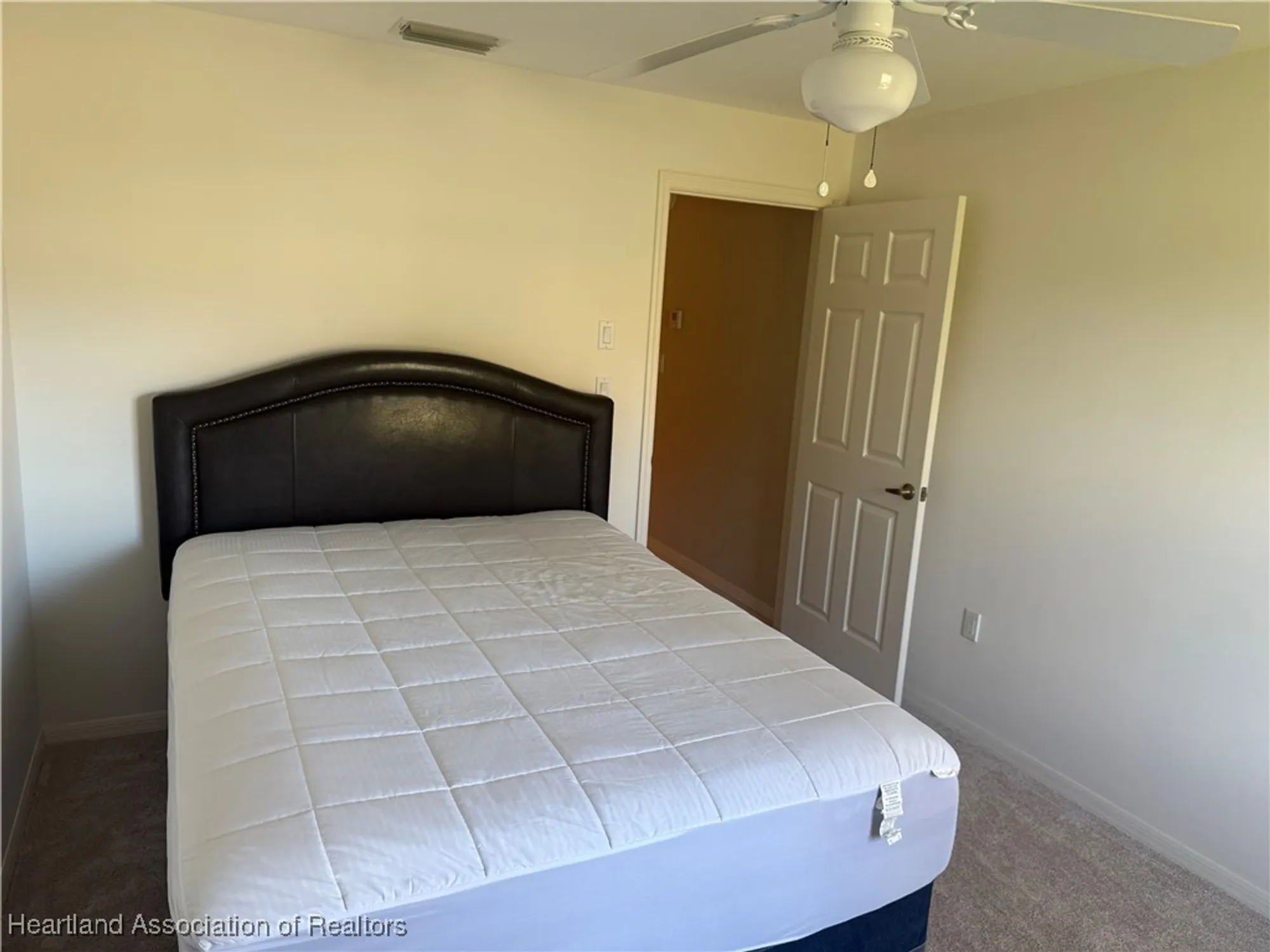 Property Slideshow image 9 of 18 | 115 tomoka blvd, Lake Placid, FL, 33852