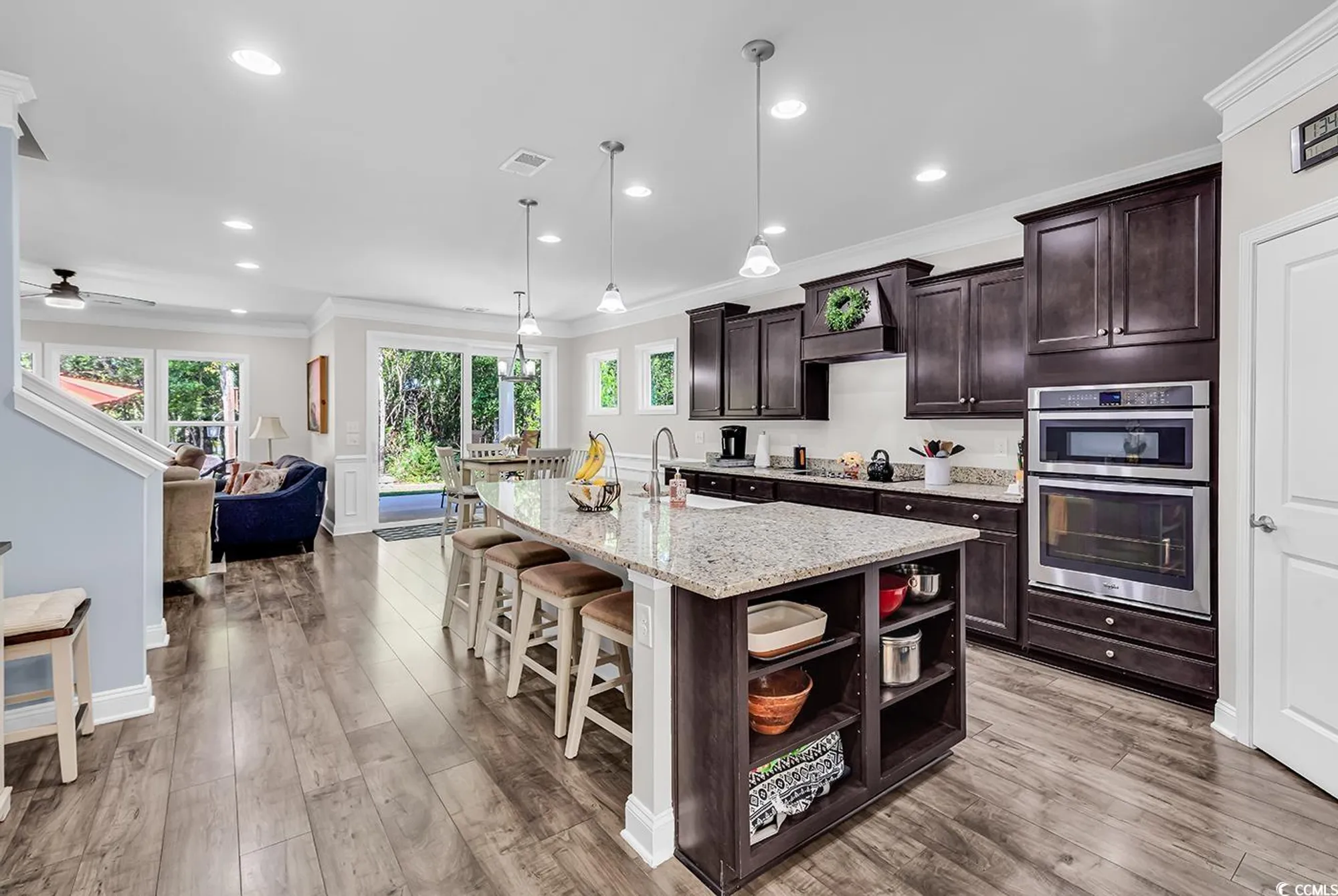 Property Slideshow image 13 of 39 | 2408 craven dr, Myrtle Beach, SC, 29579