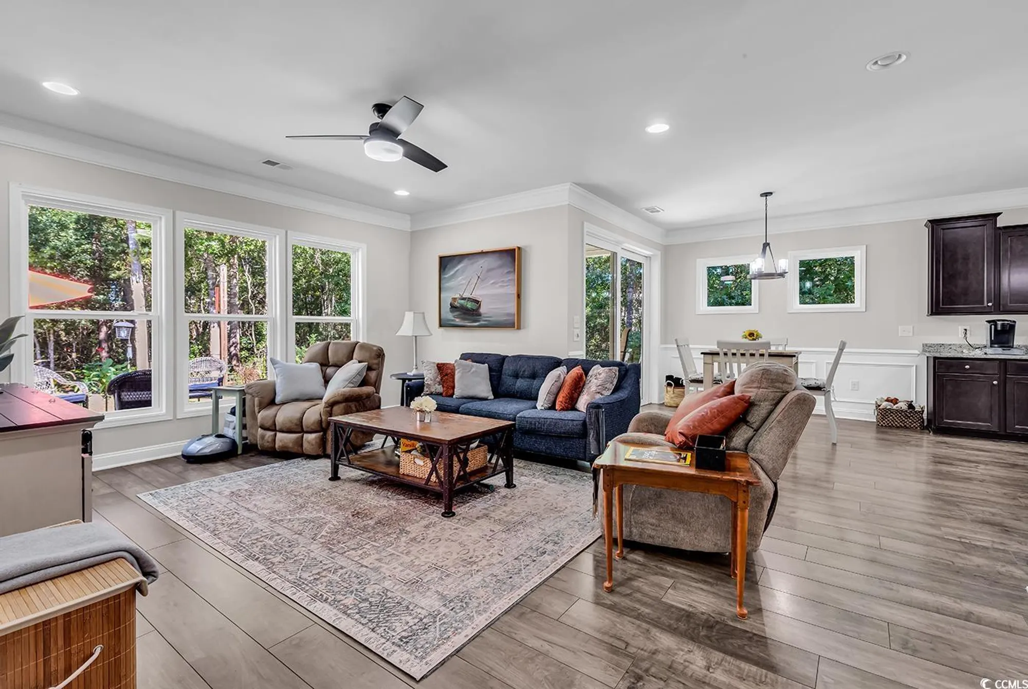 Property Slideshow image 28 of 39 | 2408 craven dr, Myrtle Beach, SC, 29579