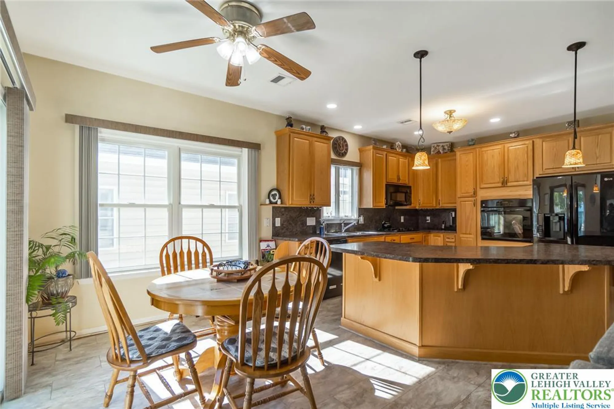 Property Slideshow image 14 of 41 | 6910 constitution dr, Bethlehem, PA, 18017
