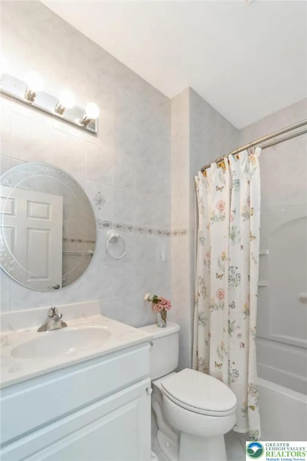 Property Slideshow image 27 of 41 | 6910 constitution dr, Bethlehem, PA, 18017