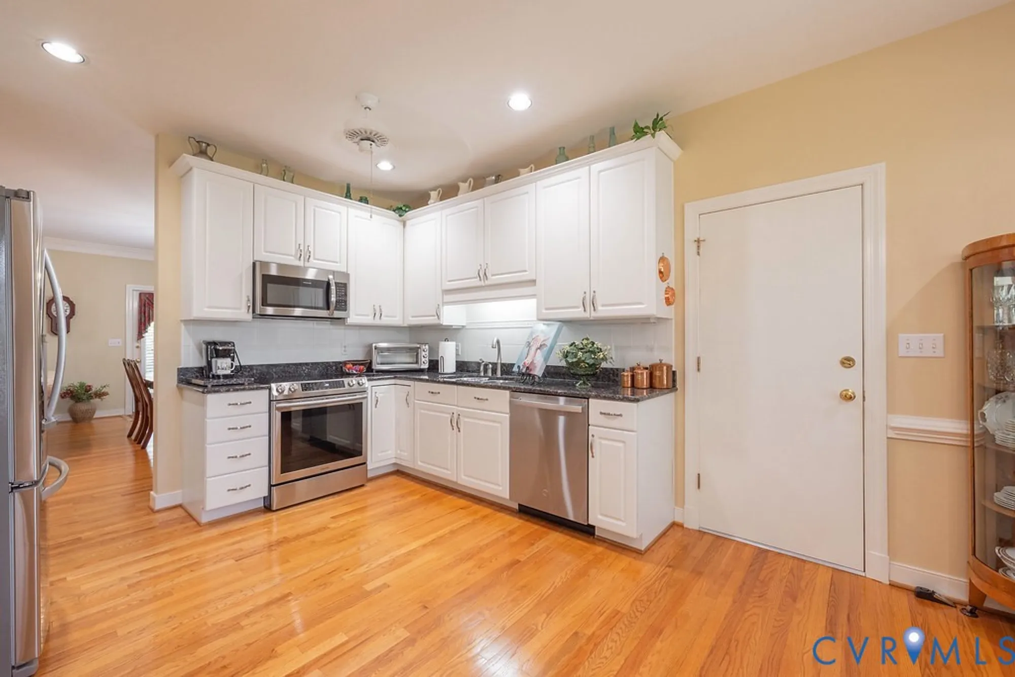 Property Slideshow image 25 of 46 | 5713 lakemere dr, North Chesterfield, VA, 23234