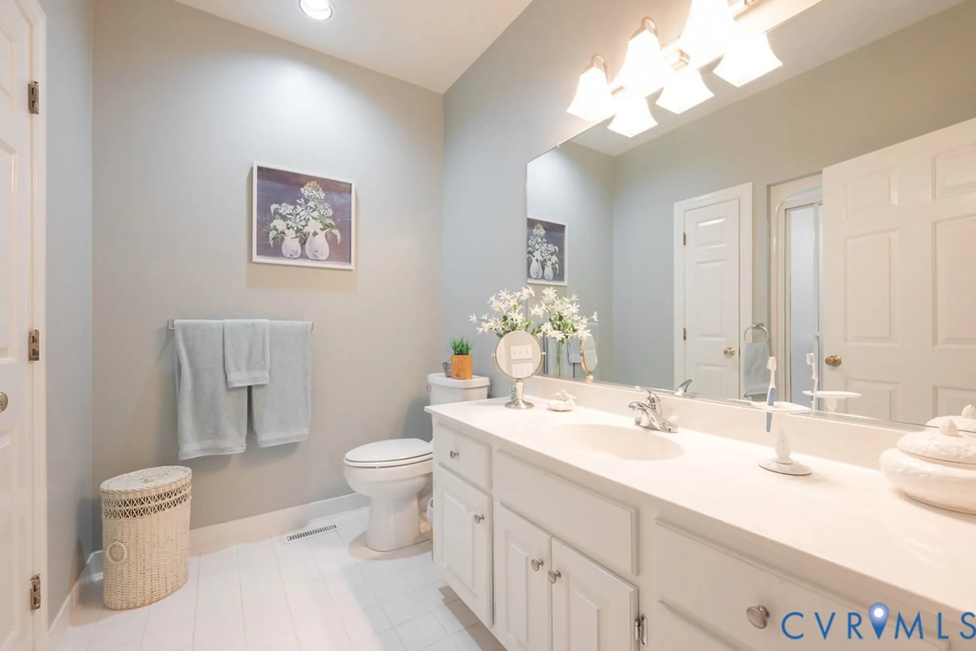 Property Slideshow image 43 of 46 | 5713 lakemere dr, North Chesterfield, VA, 23234