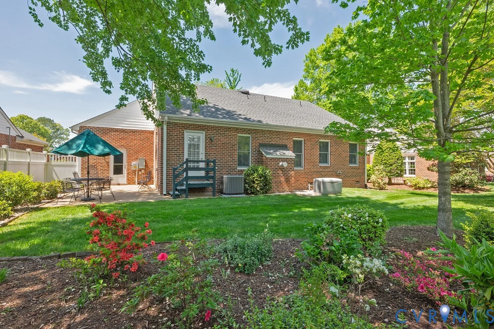 Property Slideshow image 6 of 46 | 5713 lakemere dr, North Chesterfield, VA, 23234