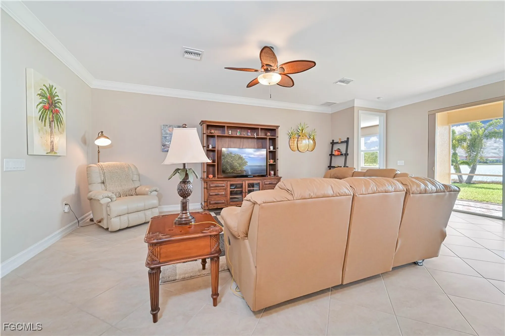 Property Slideshow image 11 of 43 | 3256 birch tree ln, Alva, FL, 33920