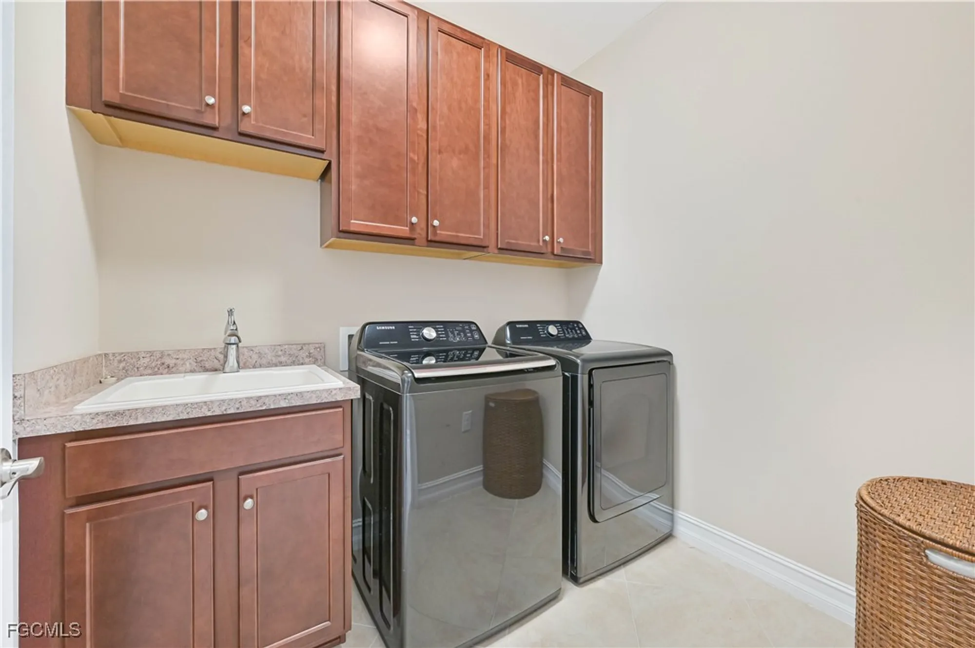 Property Slideshow image 38 of 43 | 3256 birch tree ln, Alva, FL, 33920