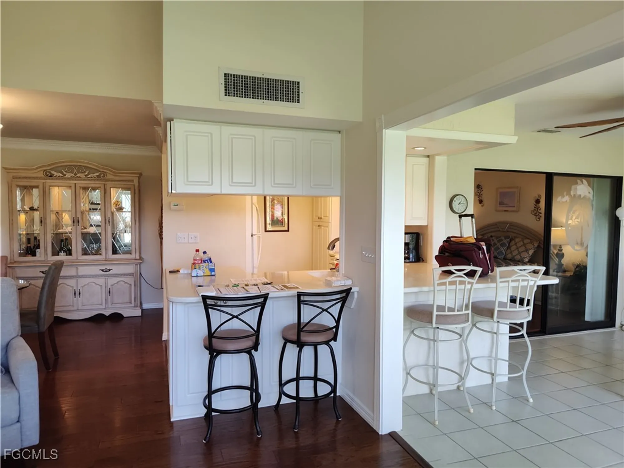 Property Slideshow image 9 of 14 | 5630 trailwinds dr apt 223, Fort Myers, FL, 33907