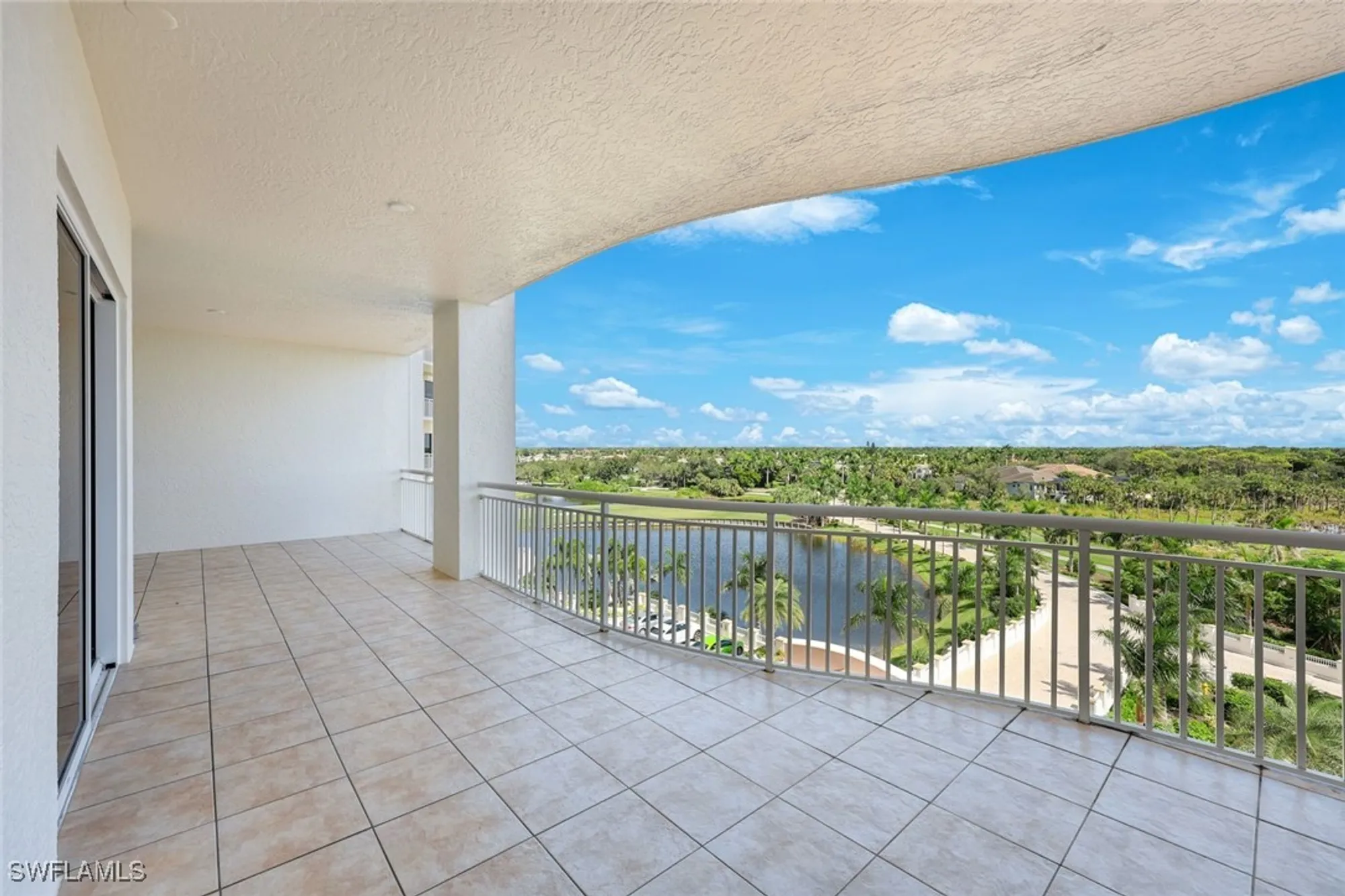 Property Slideshow image 31 of 50 | 4731 bonita bay blvd unit 502, Bonita Springs, FL, 34134