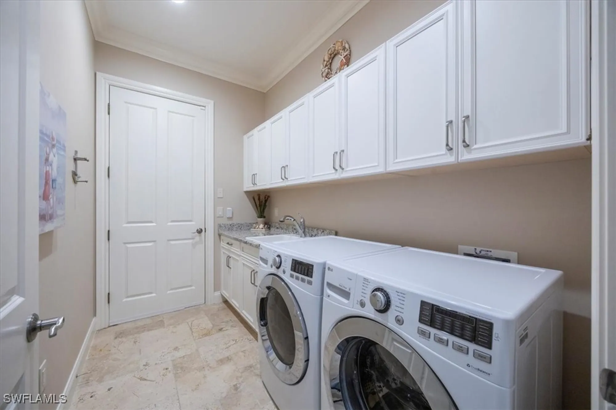 Property Slideshow image 22 of 38 | 8556 majorca ln, Naples, FL, 34114