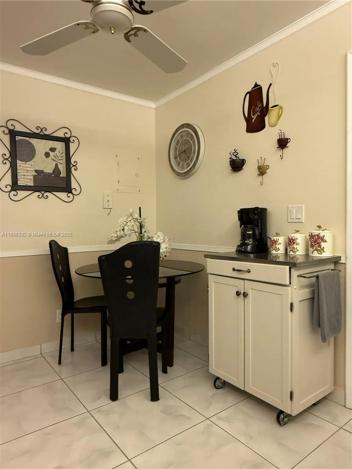 Property Slideshow image 4 of 35 | 4750 nw 22nd ct apt 211, Lauderhill, FL, 33313