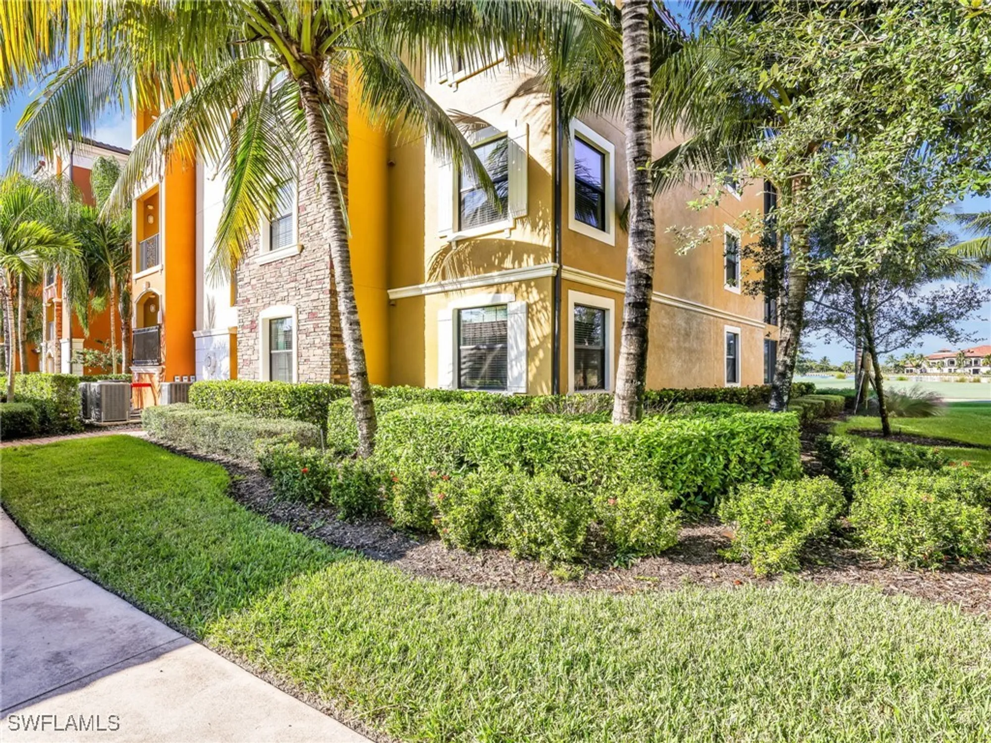 Property Slideshow image 1 of 42 | 17961 bonita national blvd unit 518, Bonita Springs, FL, 34135