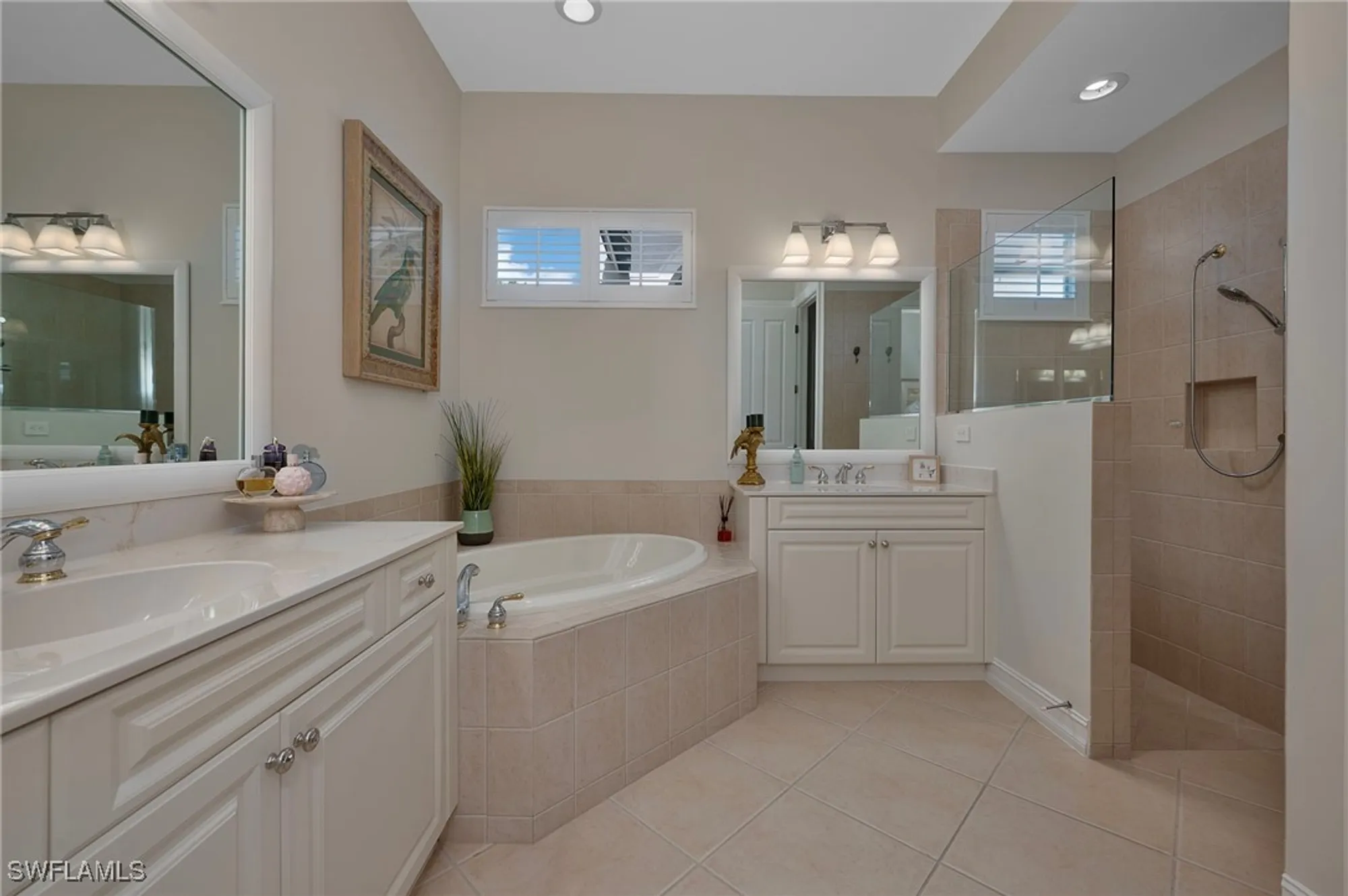 Property Slideshow image 9 of 18 | 6076 dogleg dr, Naples, FL, 34113