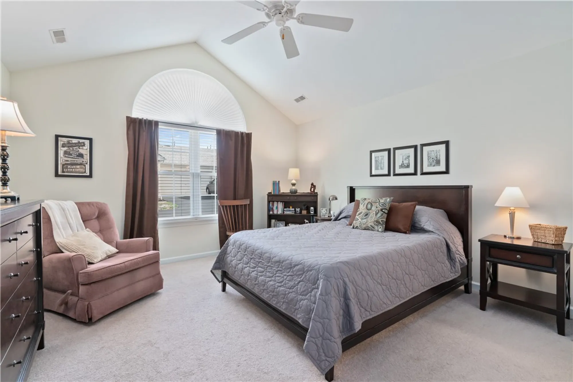 Property Slideshow image 25 of 35 | 1143 cobblestone ln, Valencia, PA, 16059