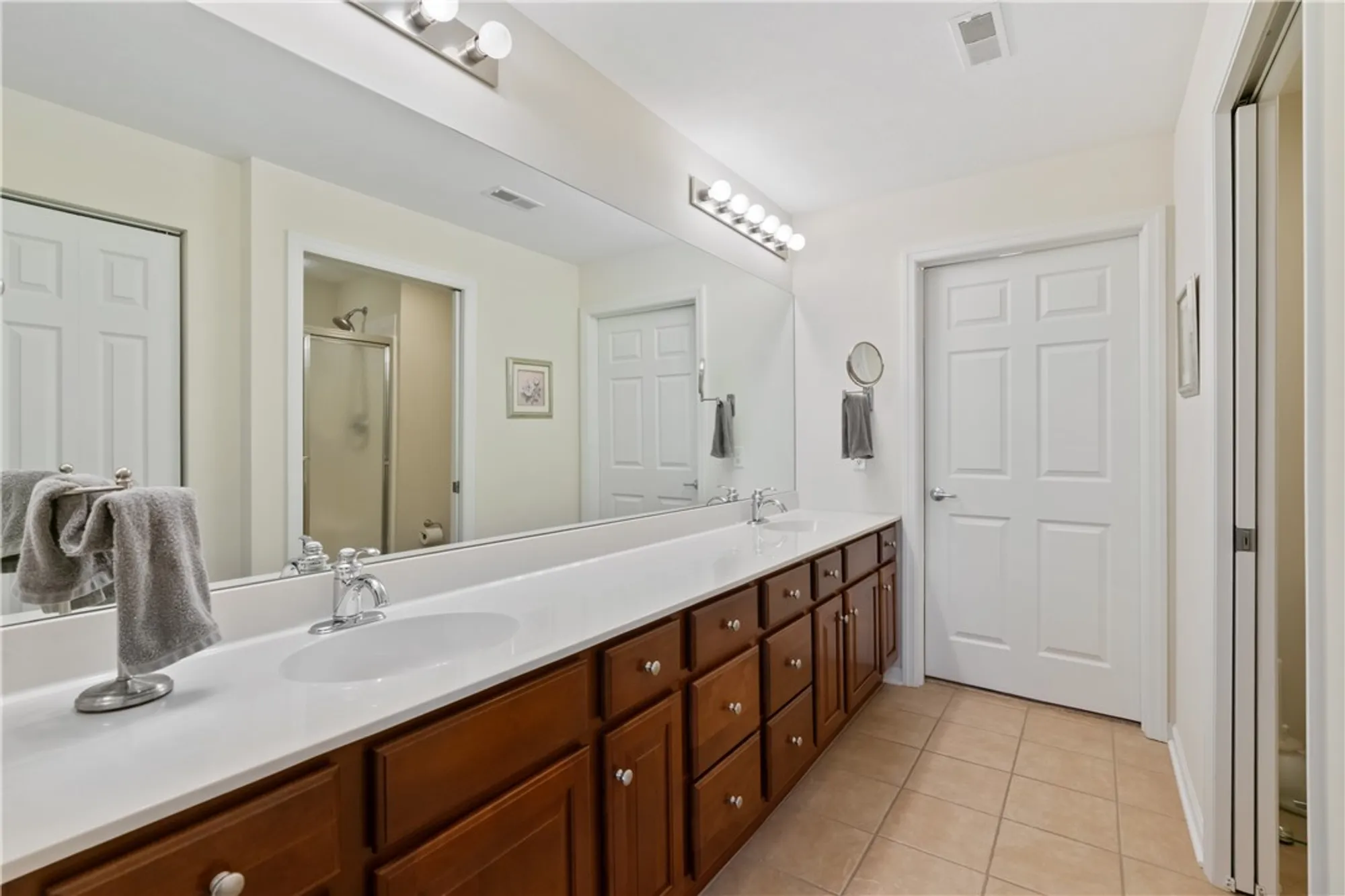 Property Slideshow image 27 of 35 | 1143 cobblestone ln, Valencia, PA, 16059