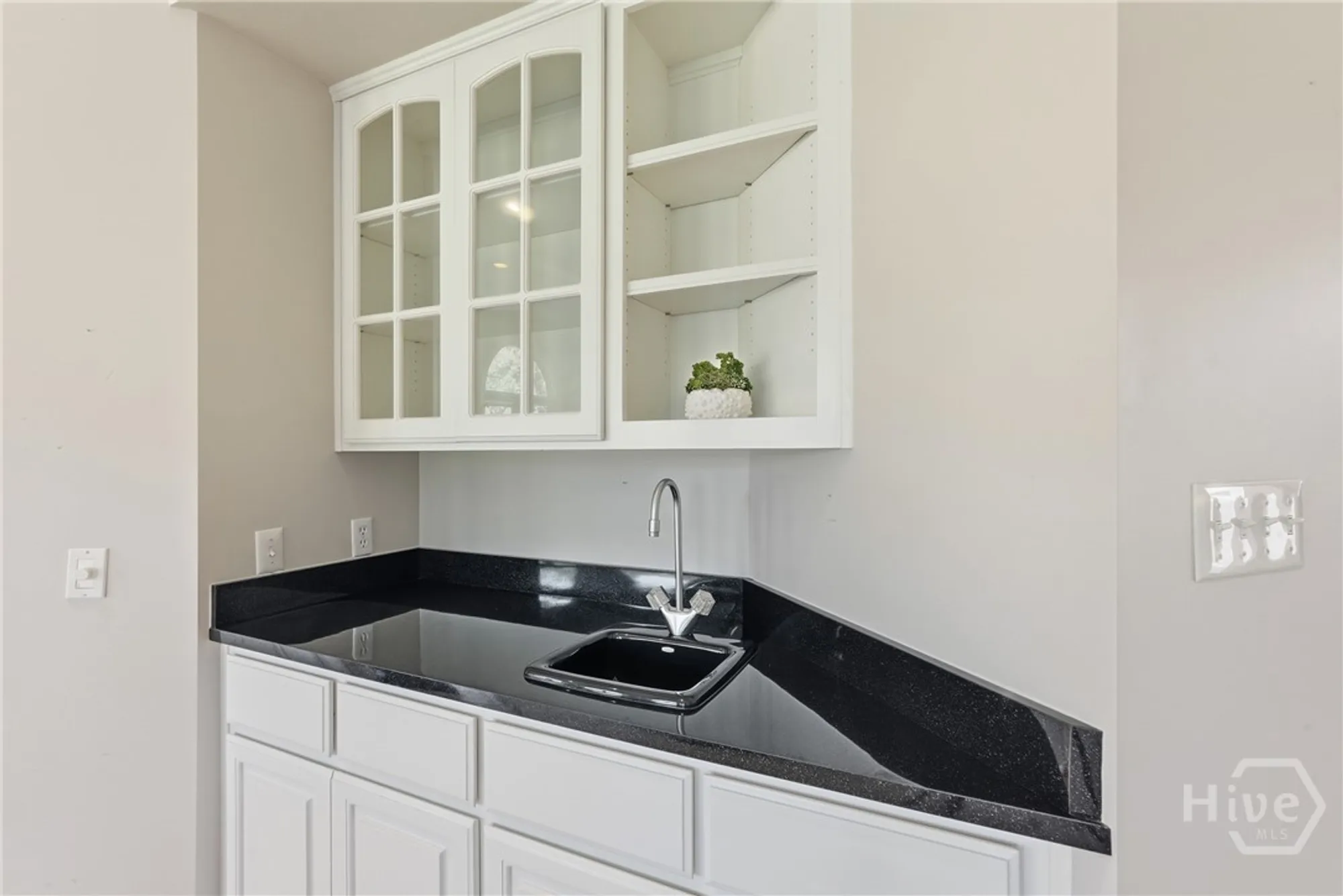 Property Slideshow image 10 of 56 | 2 low country ln, Savannah, GA, 31411