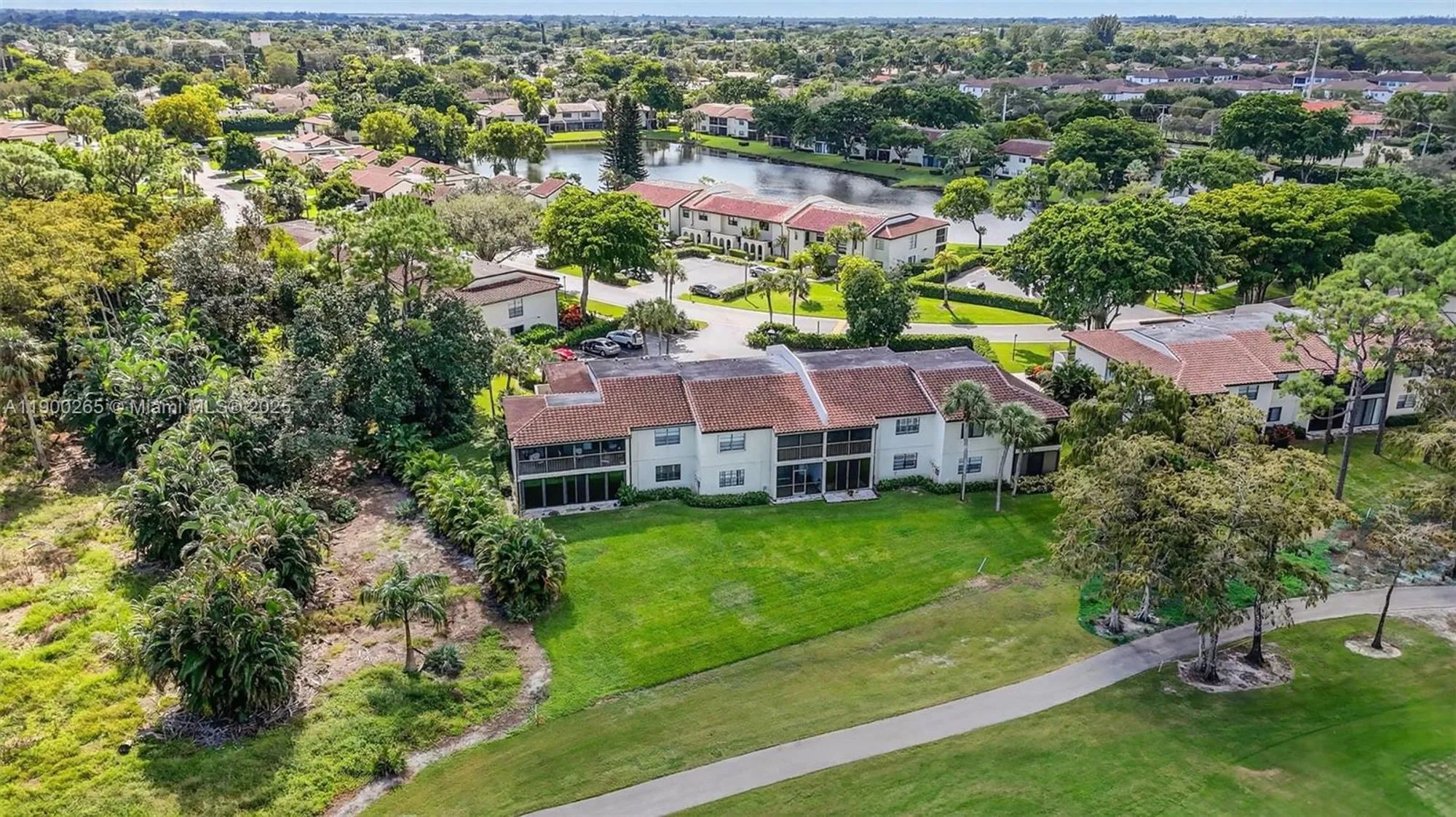 Property Slideshow image 41 of 55 | 21860 arriba real apt 4d, Boca Raton, FL, 33433