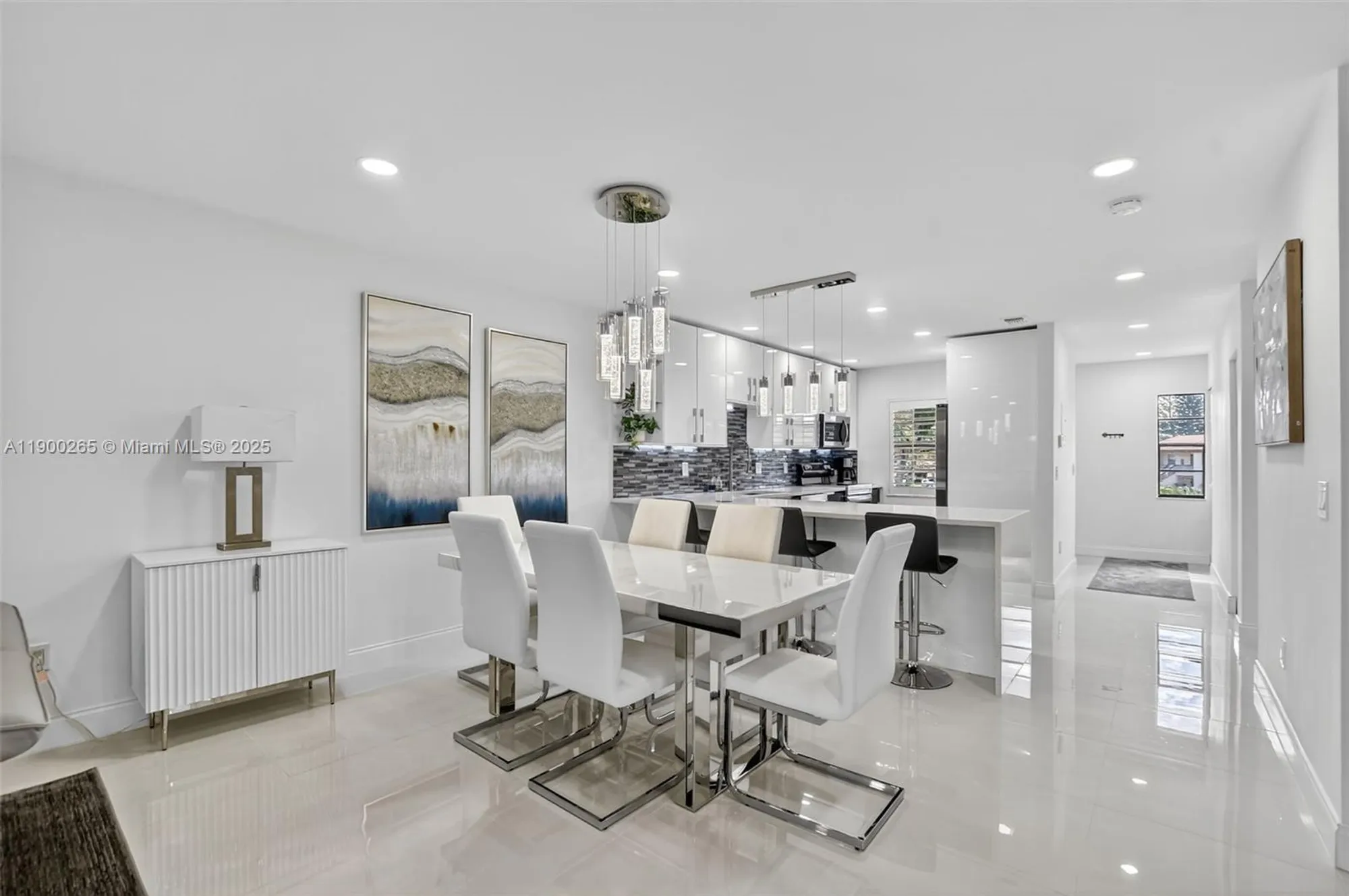Property Slideshow image 8 of 55 | 21860 arriba real apt 4d, Boca Raton, FL, 33433